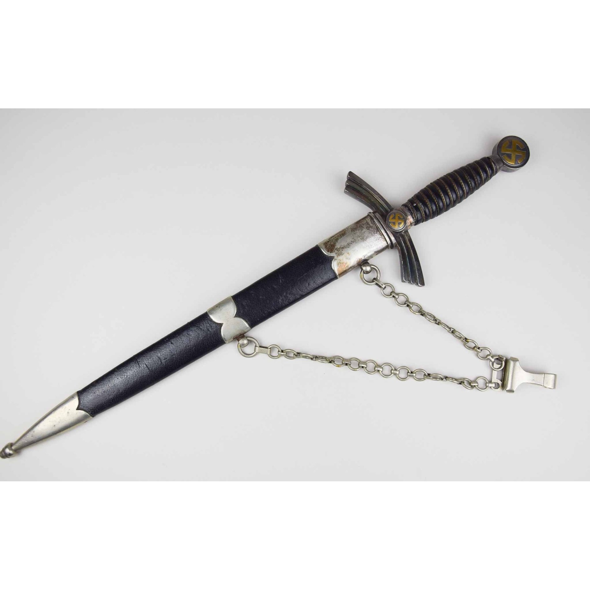 Luftwaffe Borddolch 1.Modell Eickhorn Solingen mit Trägergravur und Einheit, selten! — image 2