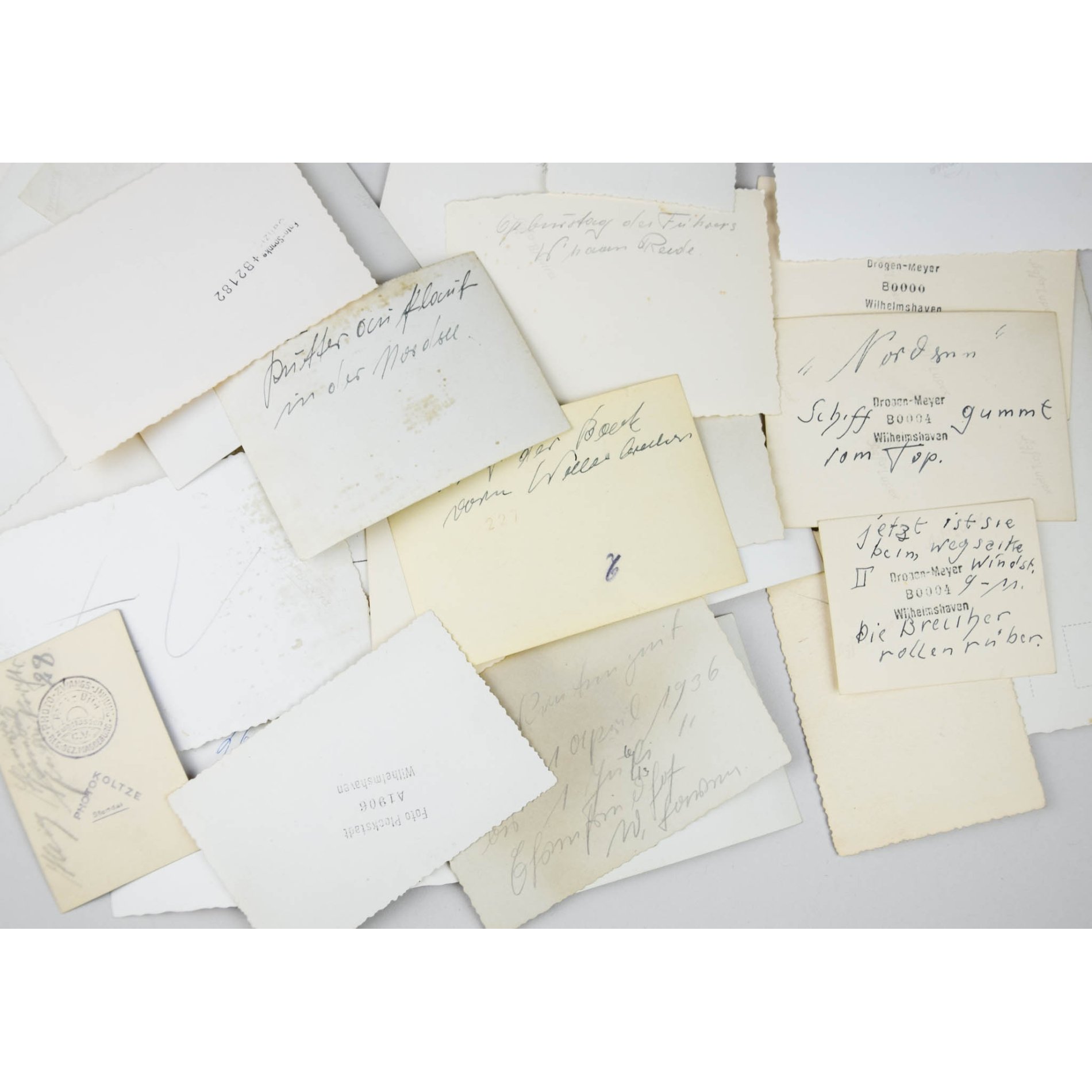 Kriegsmarine Fotoalbum mit losen Fotos im Schuber — image 11