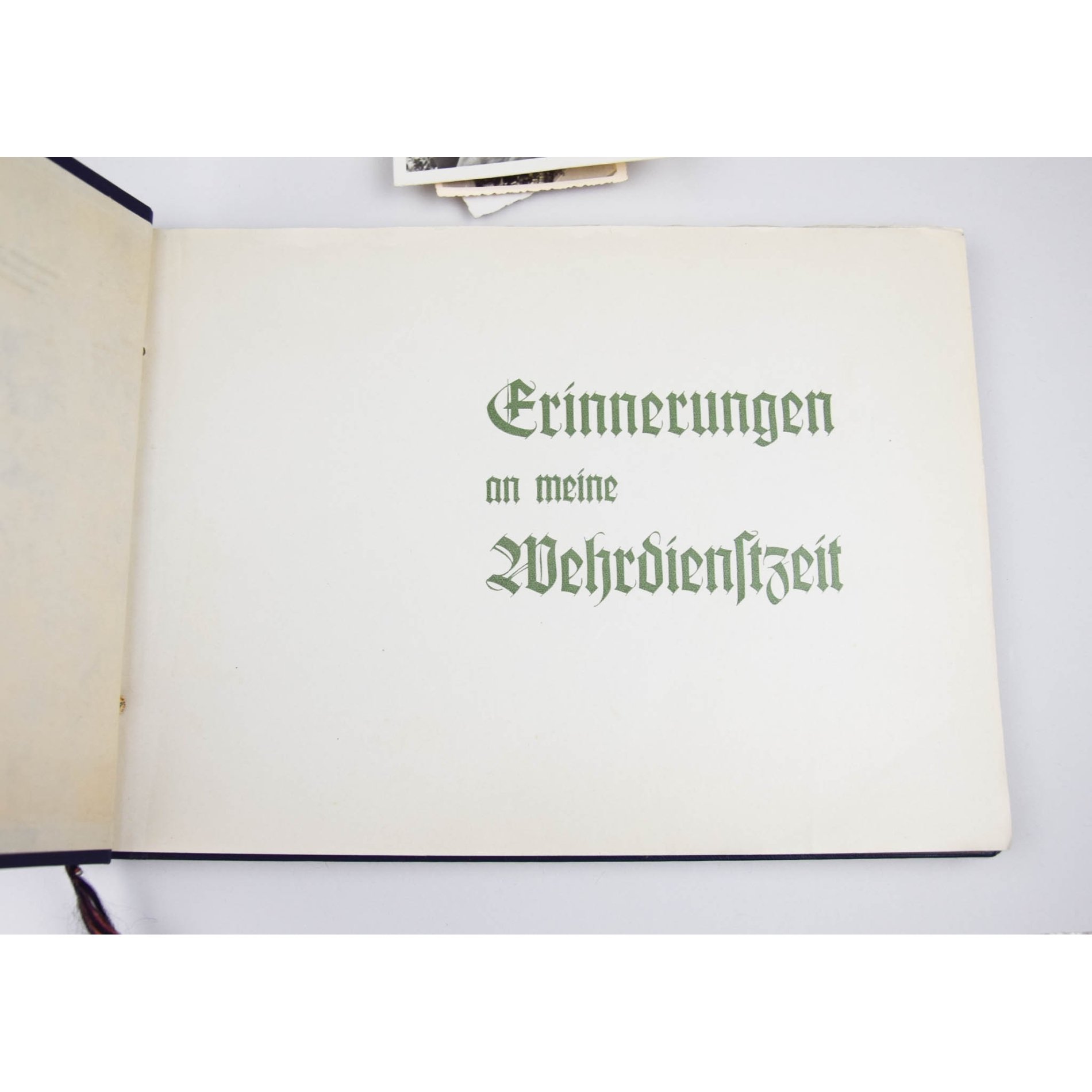Kriegsmarine Fotoalbum mit losen Fotos im Schuber — image 3