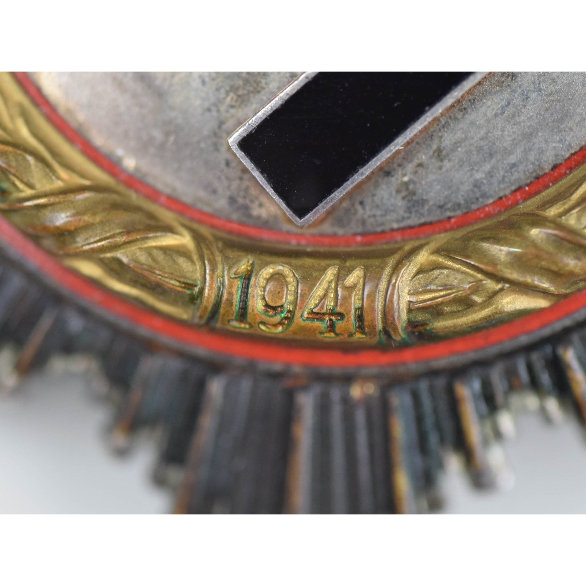 Deutsches Kreuz in Gold Herst. 20 'dotted' Version gepunktetes Datumsfeld, selten! — image 2