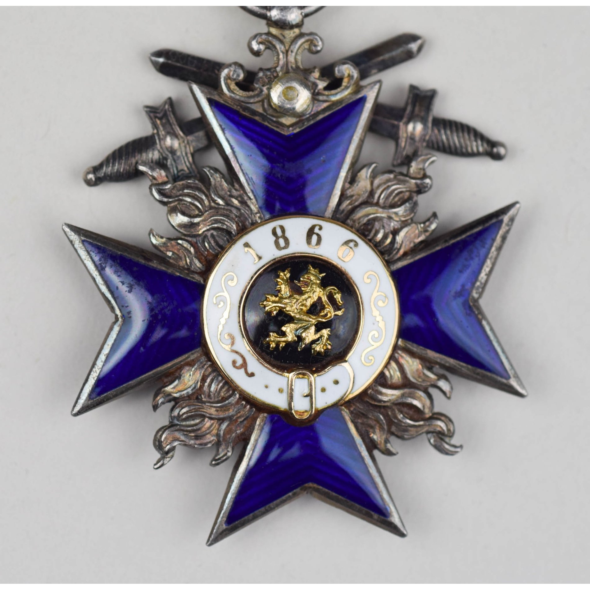 Bayern Militär-Verdienstorden Kreuz 4. Klasse mit Schwertern 900 Silber G.H — image 2