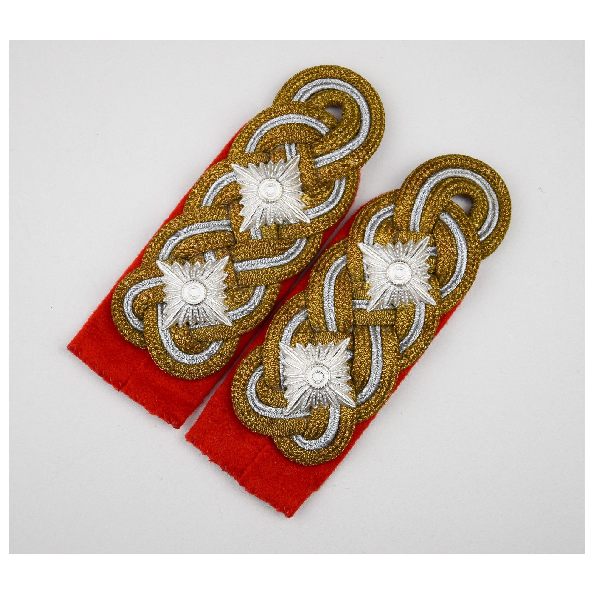 Wehrmacht Heer General Schulterstücke für einen General im Zustand 1 MINT — image 5