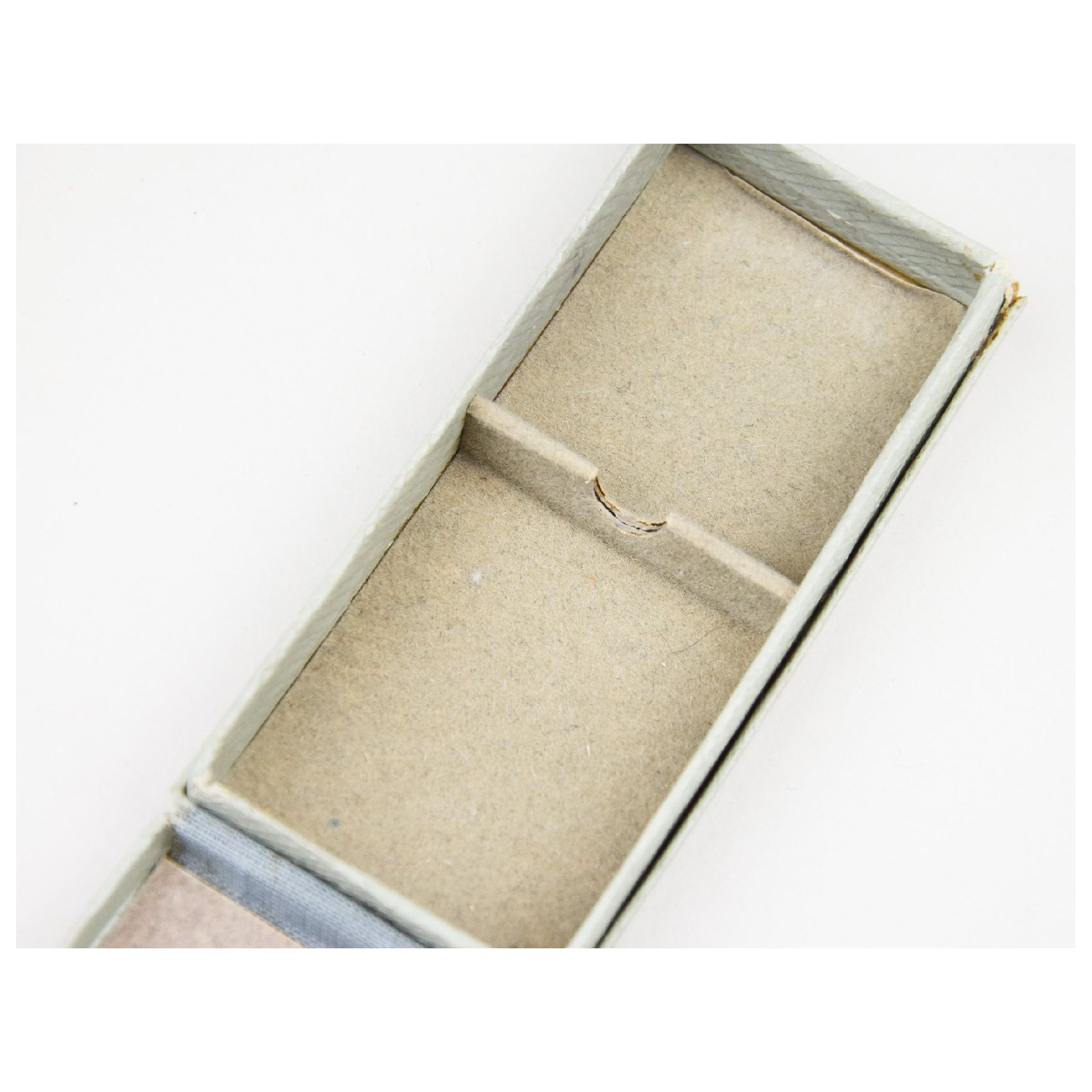 Etui Luftschutz Ehrenzeichen 2.Stufe — image 5