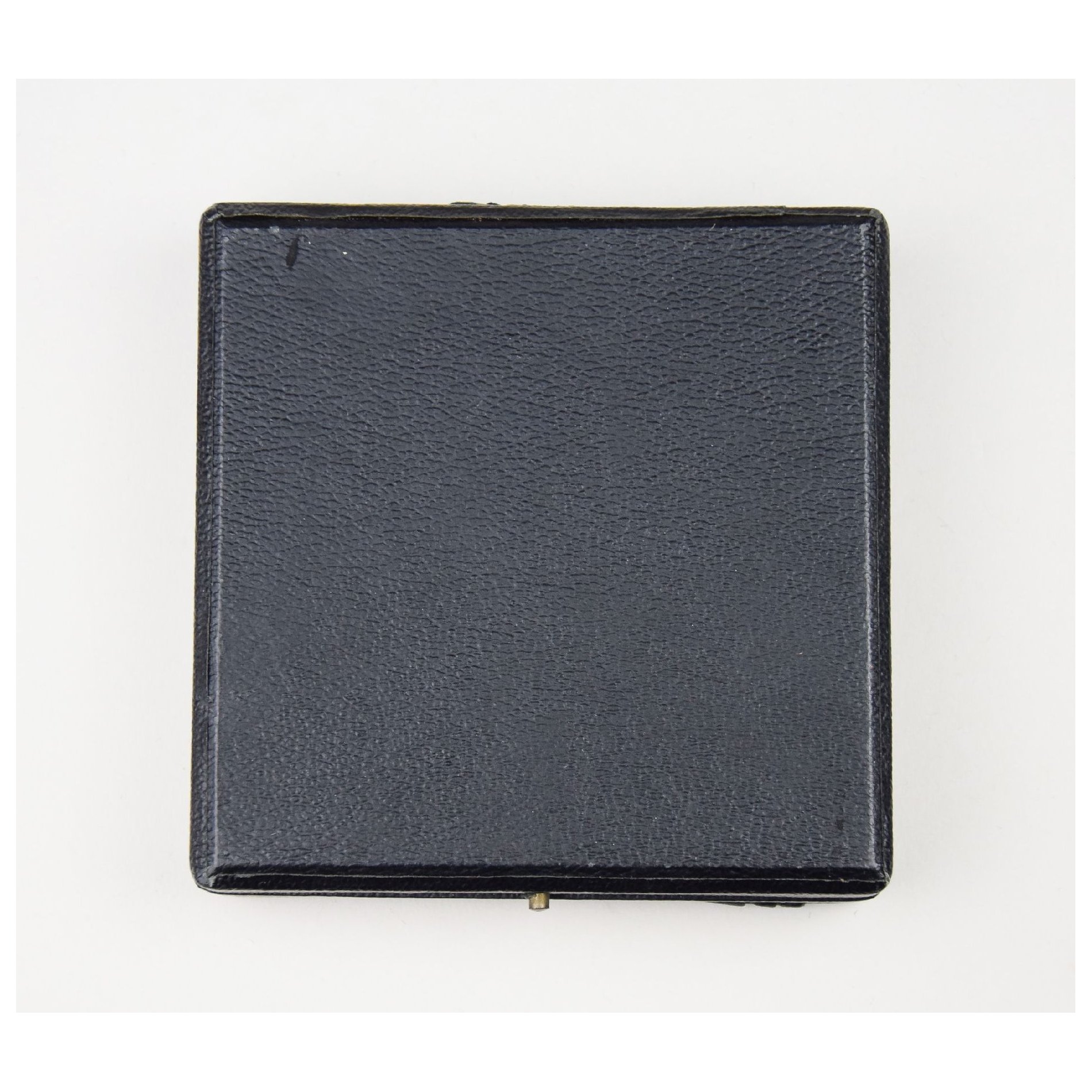 Etui für ein Deutsches Kreuz in Gold — image 8