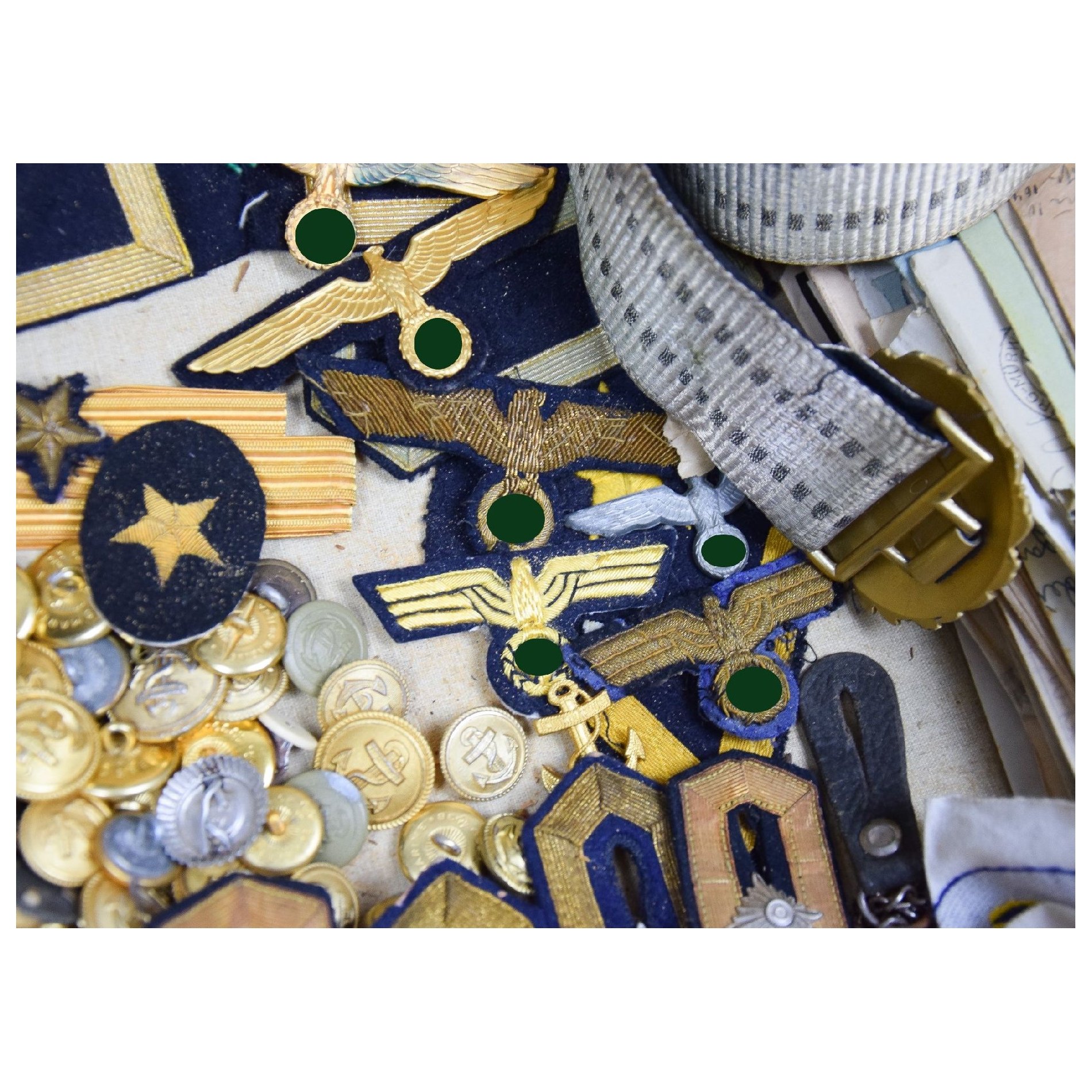 Kriegsmarine U-561 unberührter Nachlass mit Schirmmütze, Stoffeffekten, Briefen und Koffer — image 12