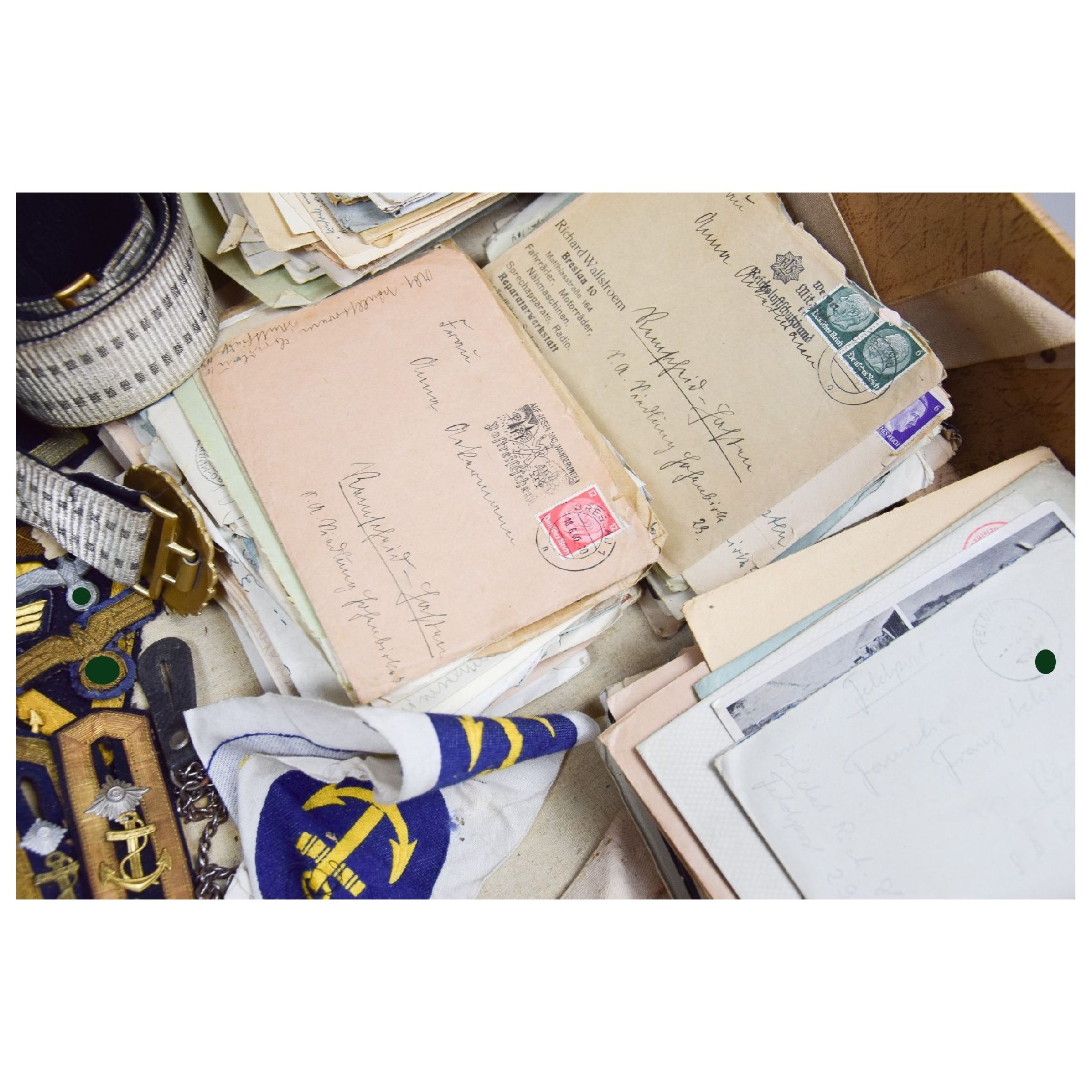 Kriegsmarine U-561 unberührter Nachlass mit Schirmmütze, Stoffeffekten, Briefen und Koffer — image 14