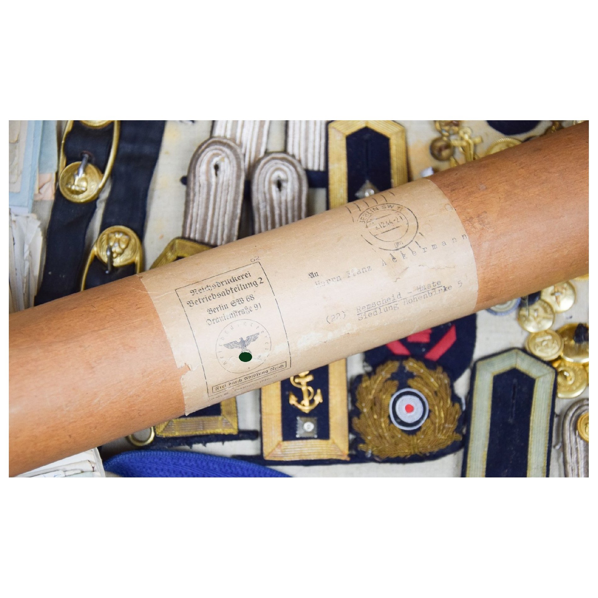 Kriegsmarine U-561 unberührter Nachlass mit Schirmmütze, Stoffeffekten, Briefen und Koffer — image 28