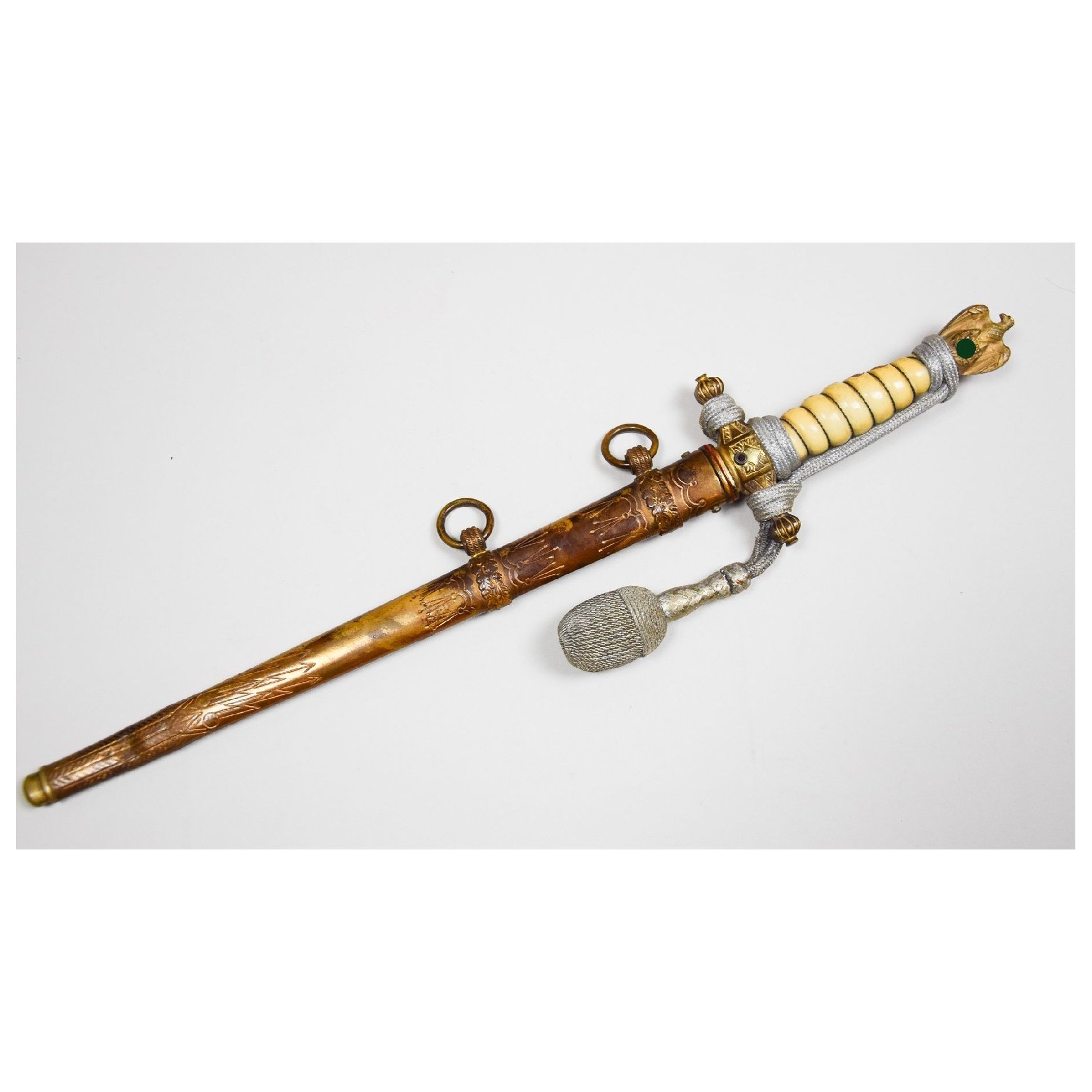 Kriegsmarine U-561 unberührter Nachlass mit Schirmmütze, Stoffeffekten, Briefen und Koffer — image 33