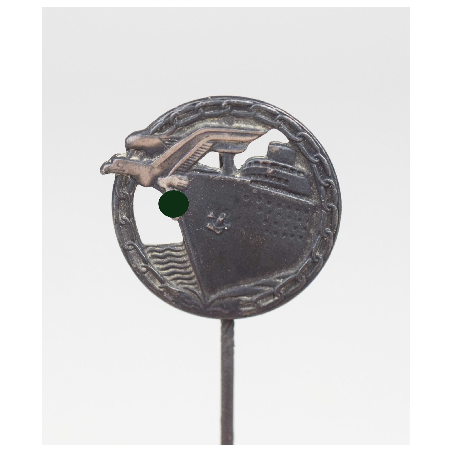 Miniatur Blockadebrecher Abzeichen in Buntmetall — image 5