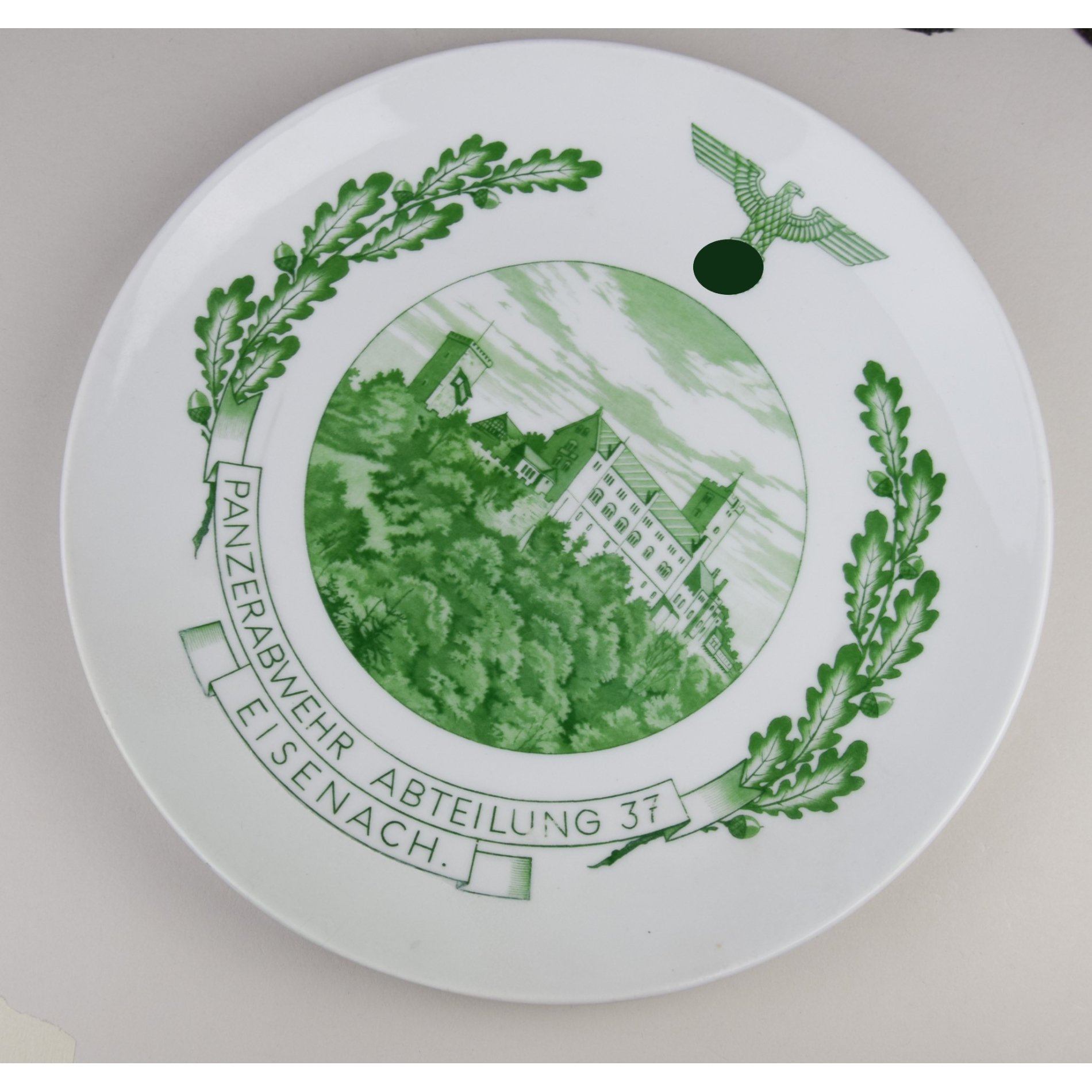 Meissen Porzellanteller 'Panzerabwehr Abteilung 37 Eisenach' — image 2