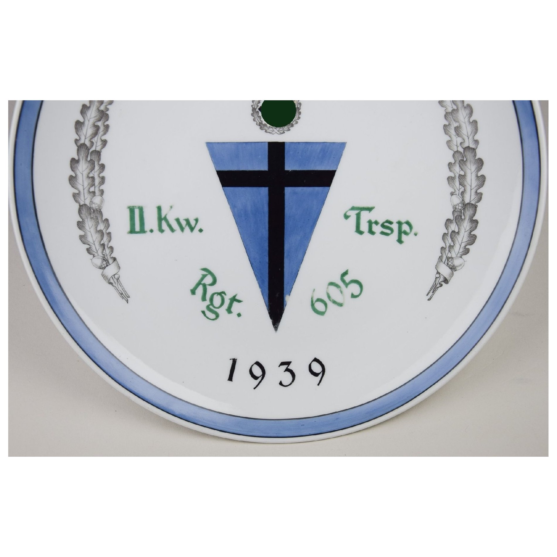 Meissen Porzellanteller 'II. K.w. Trsp. Rgt. 605 1939' — image 7