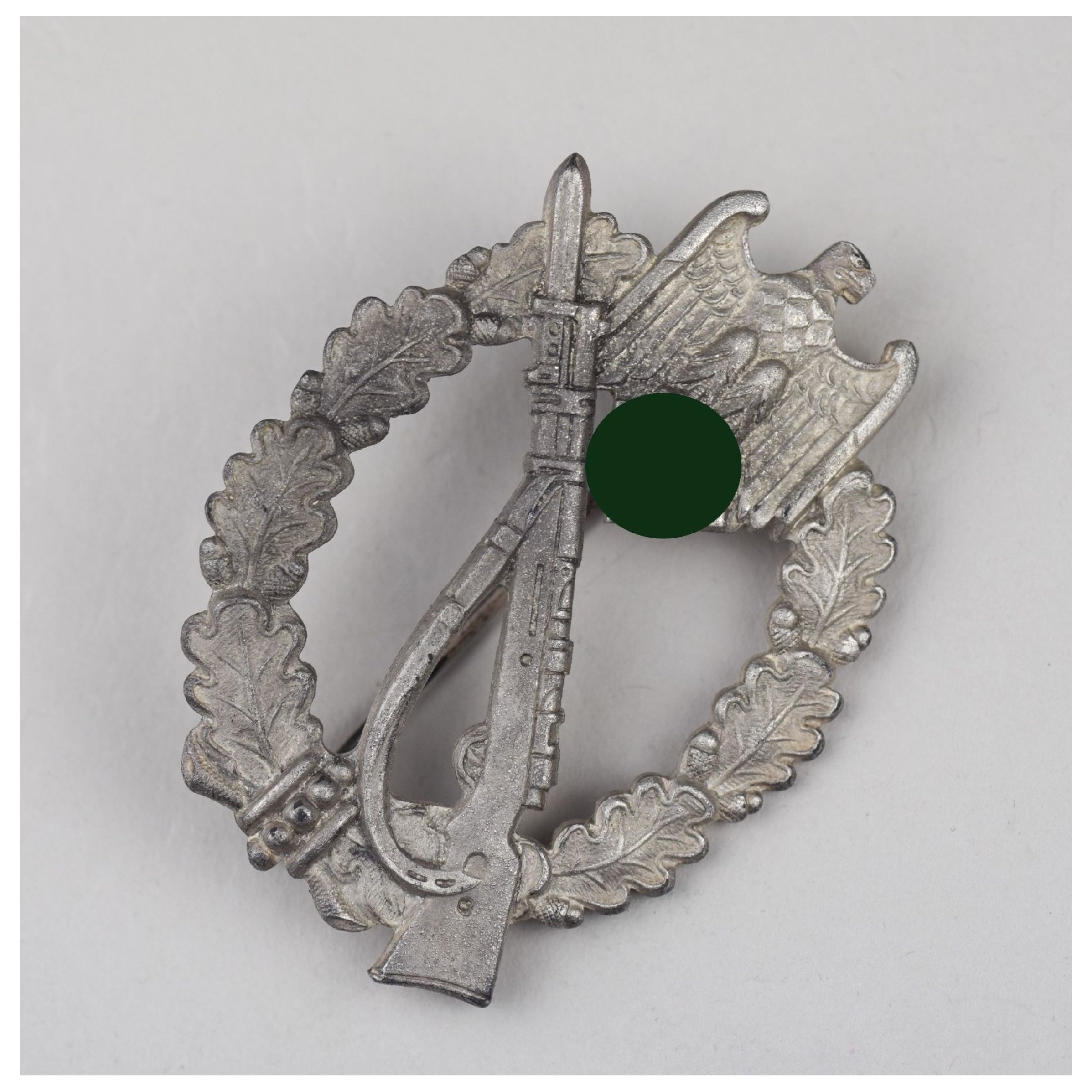 Infanterie Sturmabzeichen in Silber 'Carl Wild' markiert — image 2