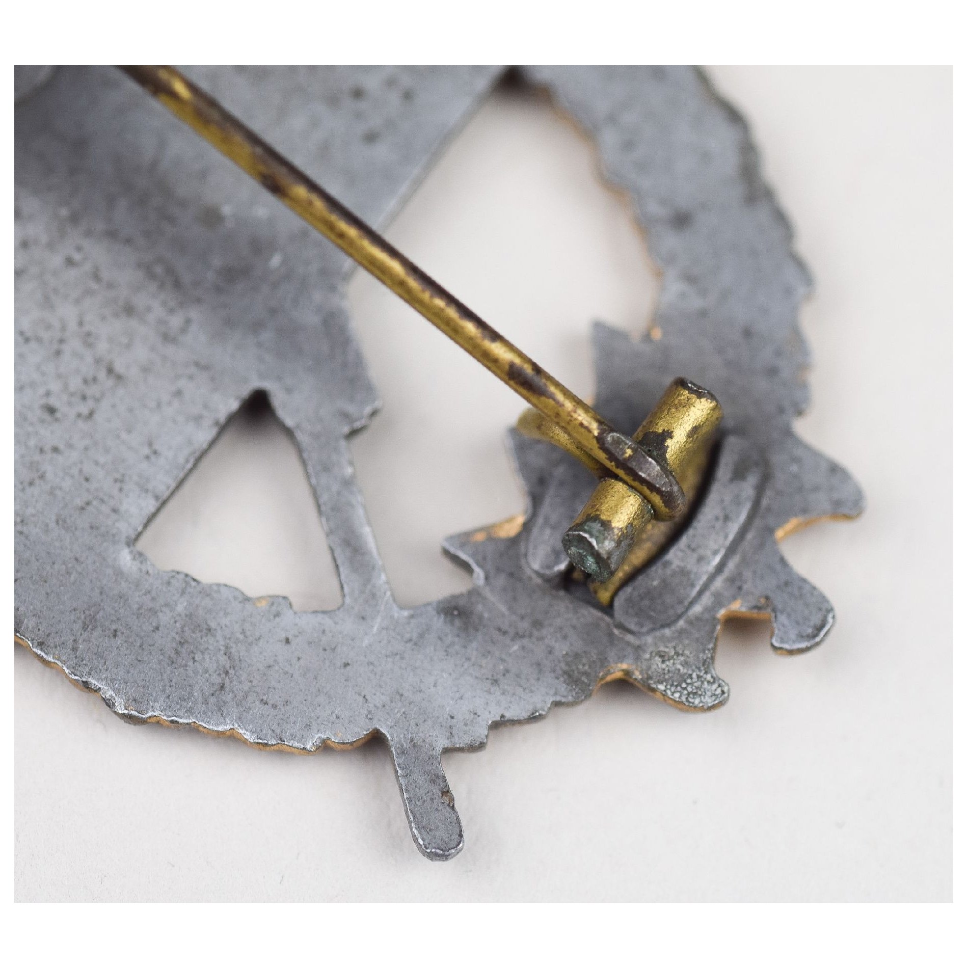 Kriegsabzeichen der Marine Artillerie S&L — image 6