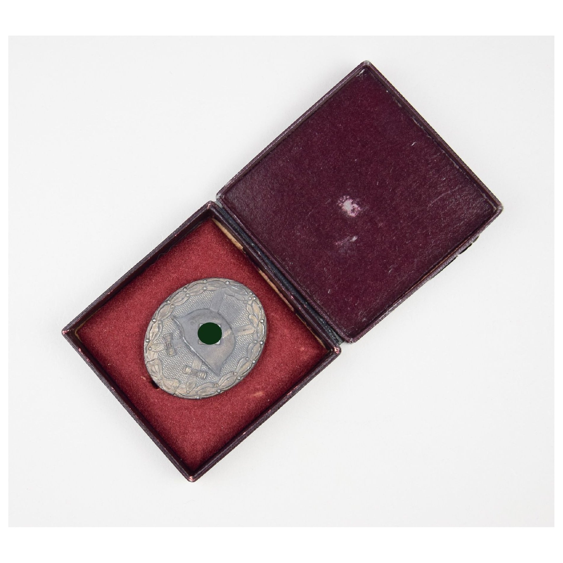 Verwundetenabzeichen in Silber im Etui mit Hersteller '65' — image 7