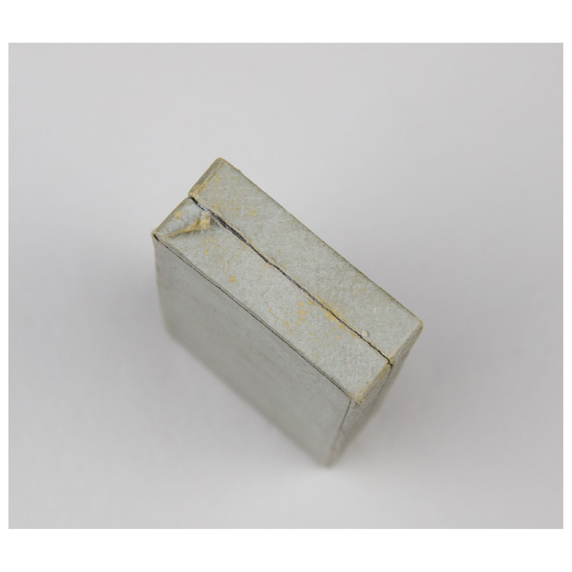 Luftschutz Ehrenzeichen 2.Stufe im Etui Zustand 1 — image 5