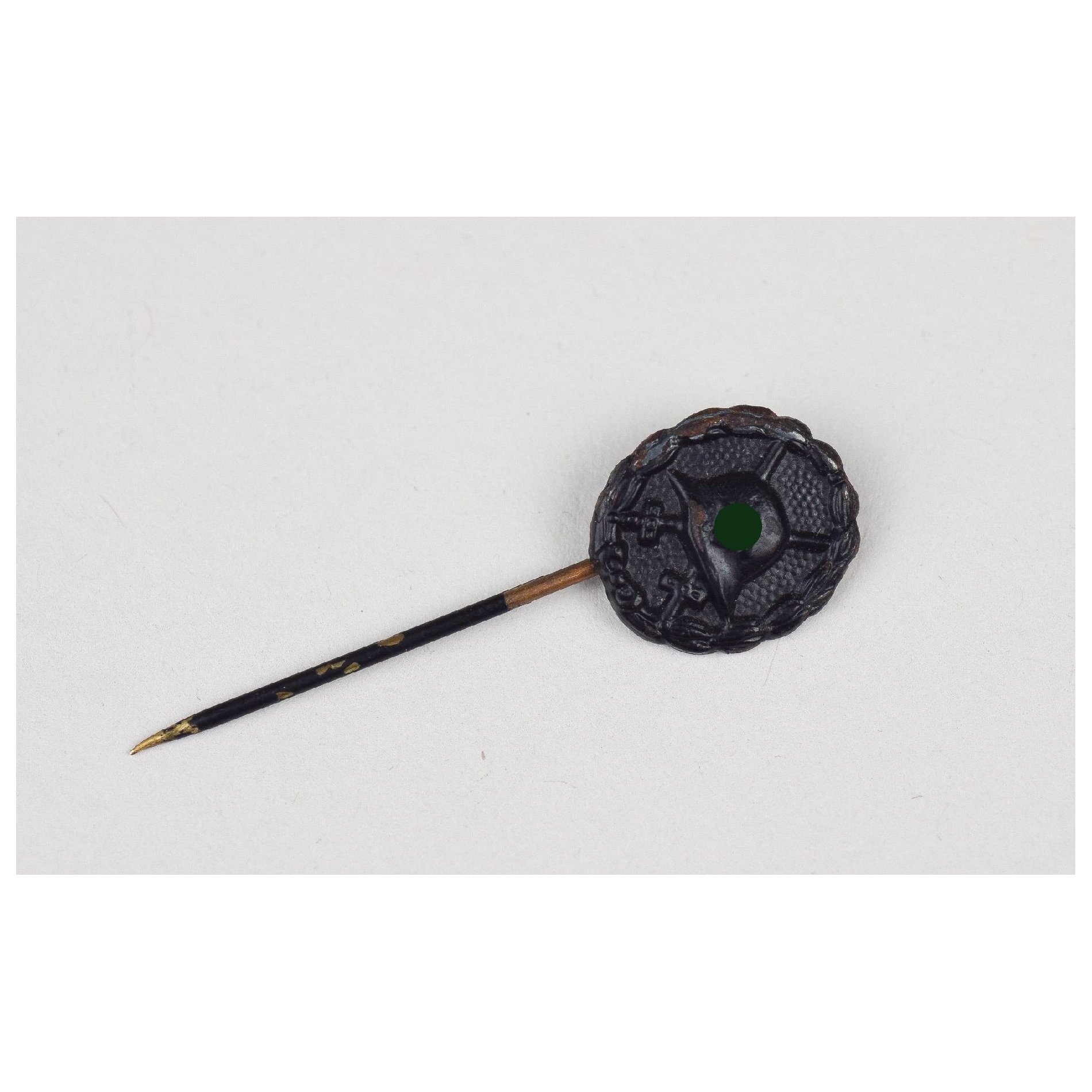 Miniatur vom Verwundetenabzeichen in schwarz 1.Form Legion Condor — image 2