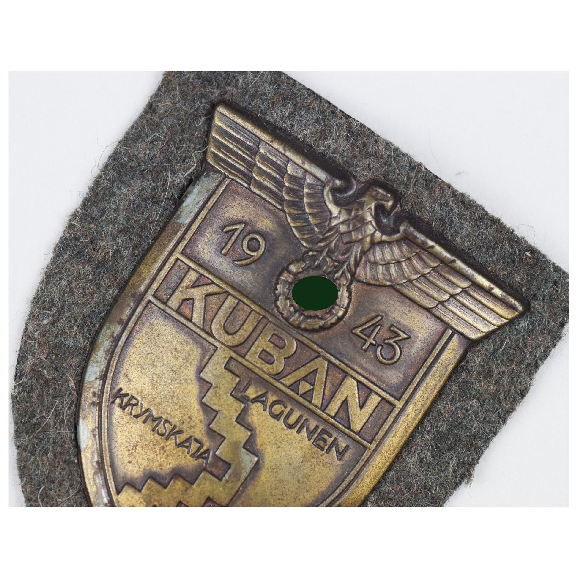 Kuban Ärmelschild 1943 mit Papierabdeckung — image 2