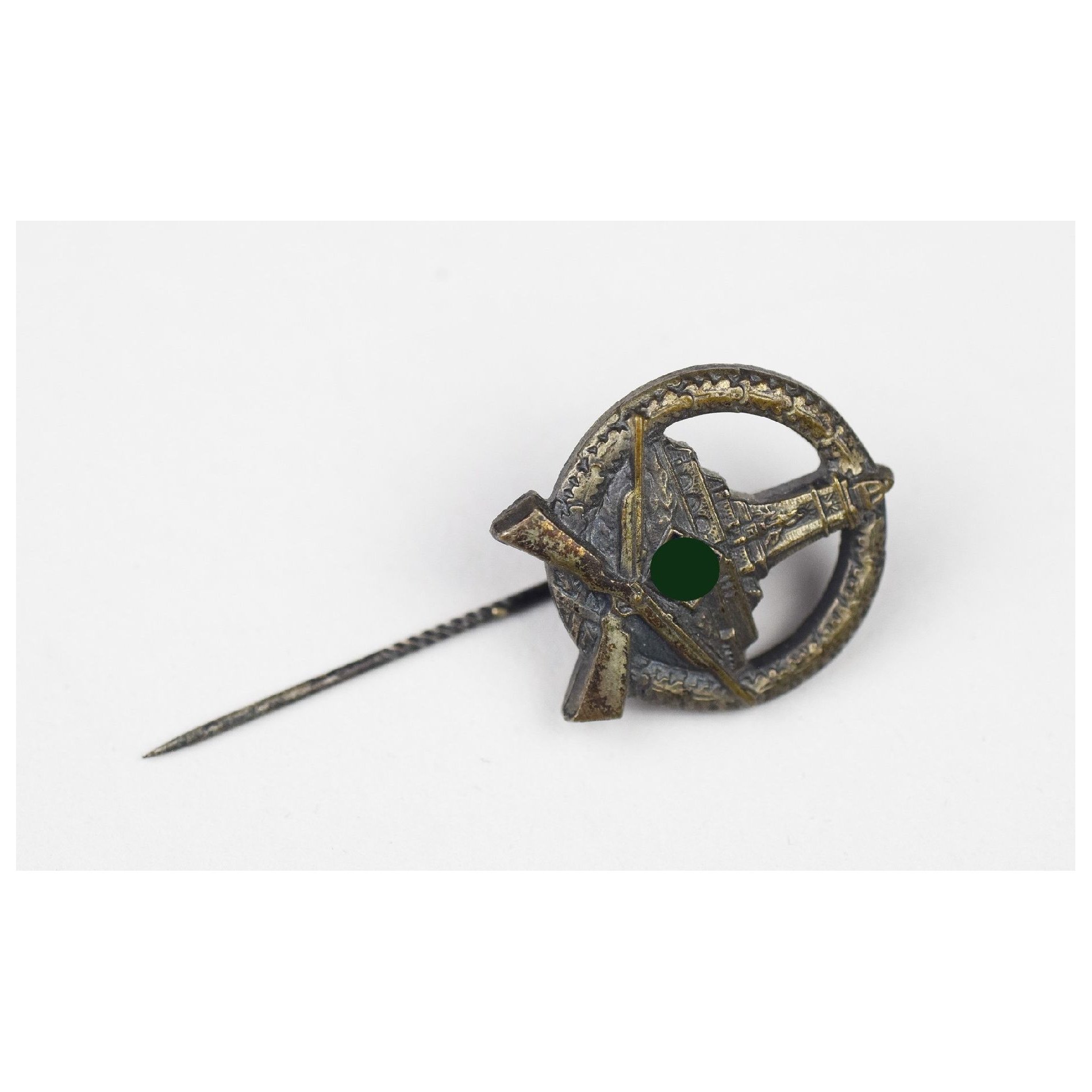 DRKB Deutscher Reichskriegerbund Kyffhäuser Nadel in bronze — image 2