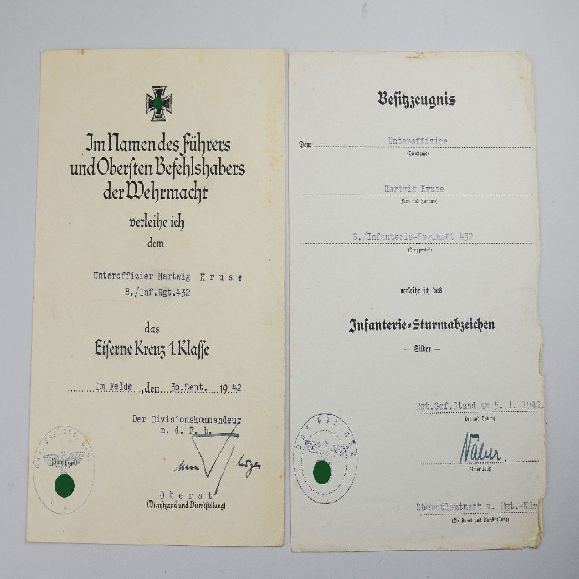 Wehrmacht Nachlass eines Unteroffiziers 8.(M.G.) Komp. Inf.-Rgt 432 (Besonderheit: VWA in (Bronze) geschrieben) — image 4