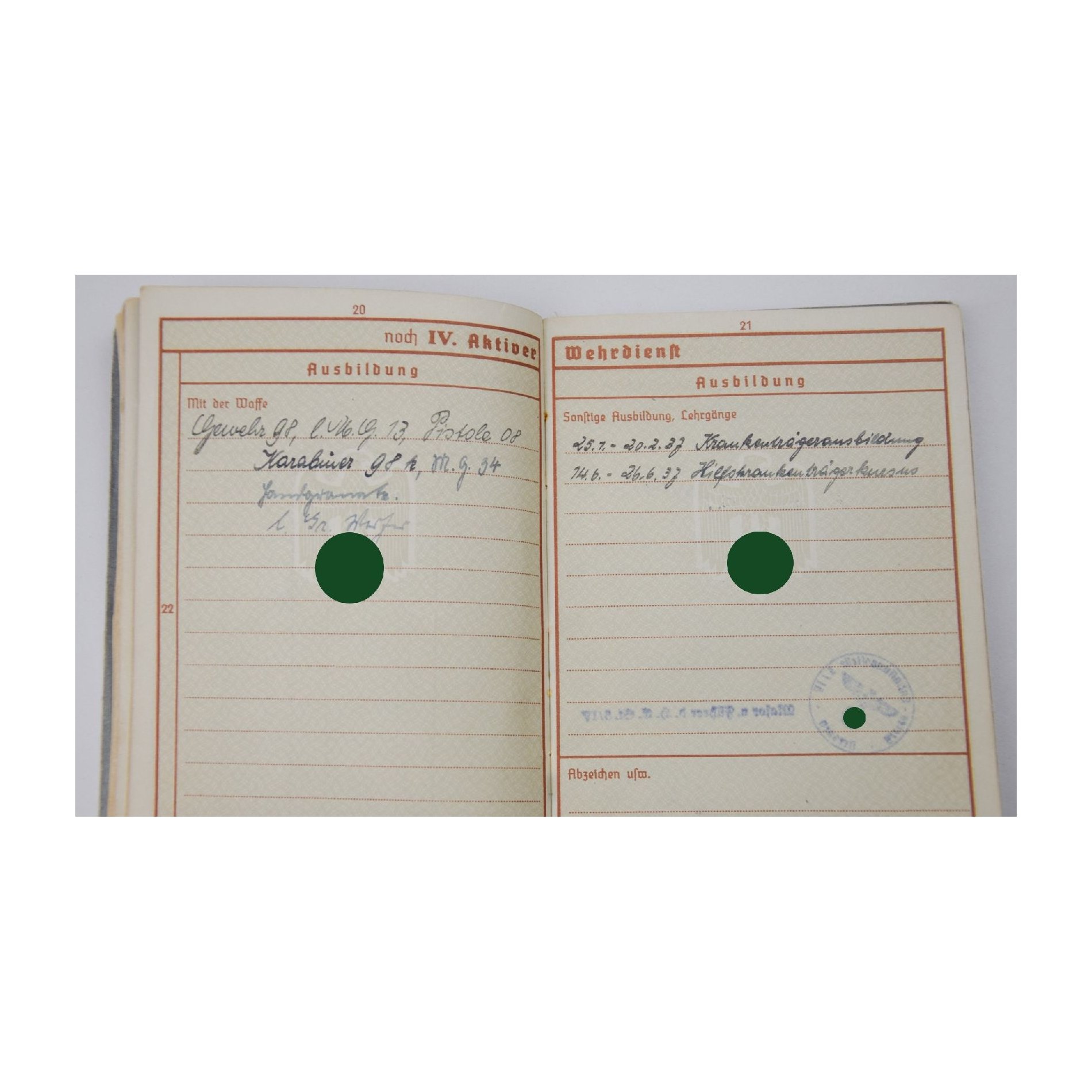 Wehrpass eines Obergefreiten Panzersoldat der Wehrmacht verliehenes PKA in Silber etc. — image 5