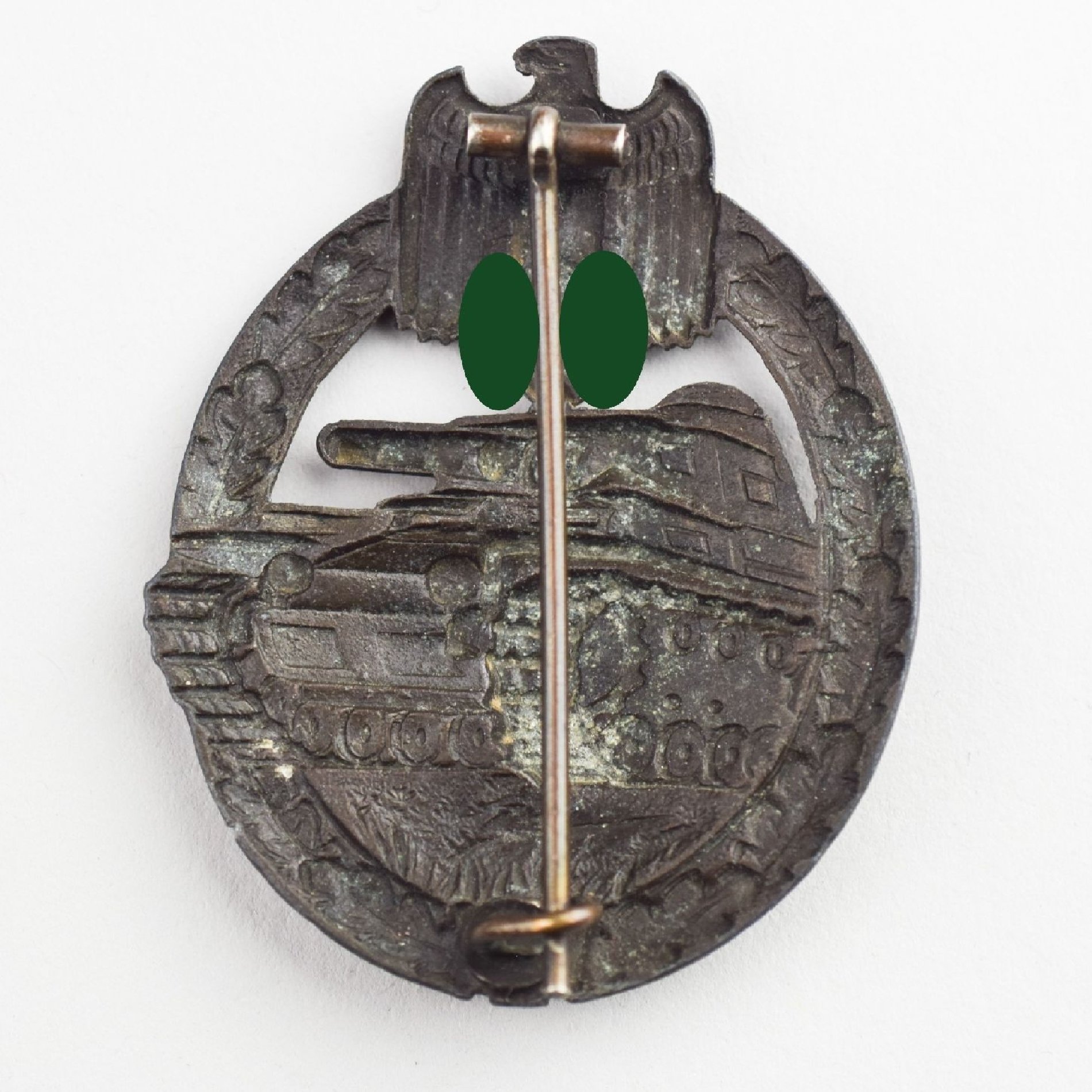 Panzerkampfabzeichen in Bronze C.E Juncker, Berlin — image 3