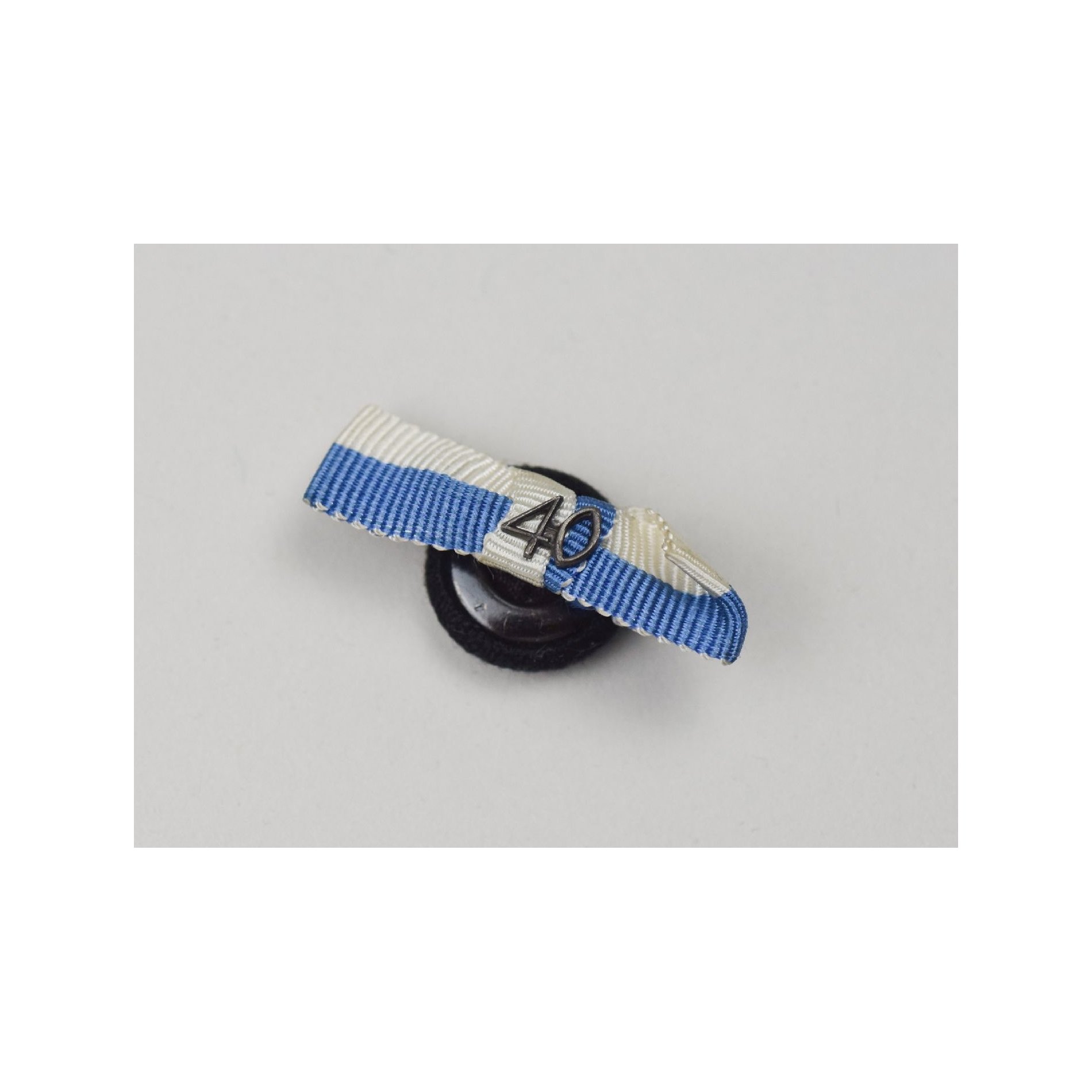 3.Reich Treudienstabzeichen der Bayrischen Industrie im Etui Nachlass — image 9