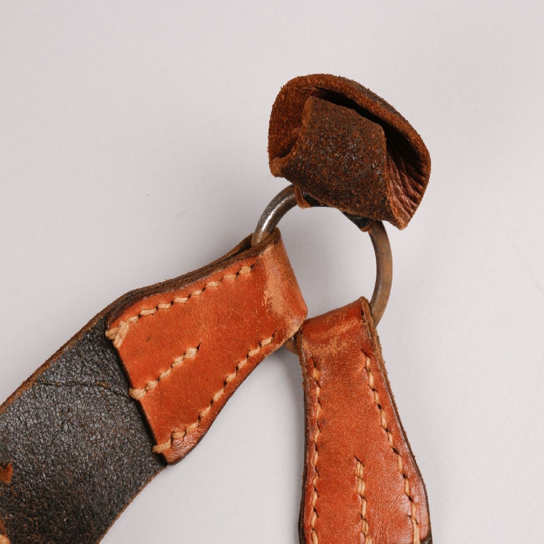 Wehrmacht Y-Riemen Hersteller 'BH' — image 3