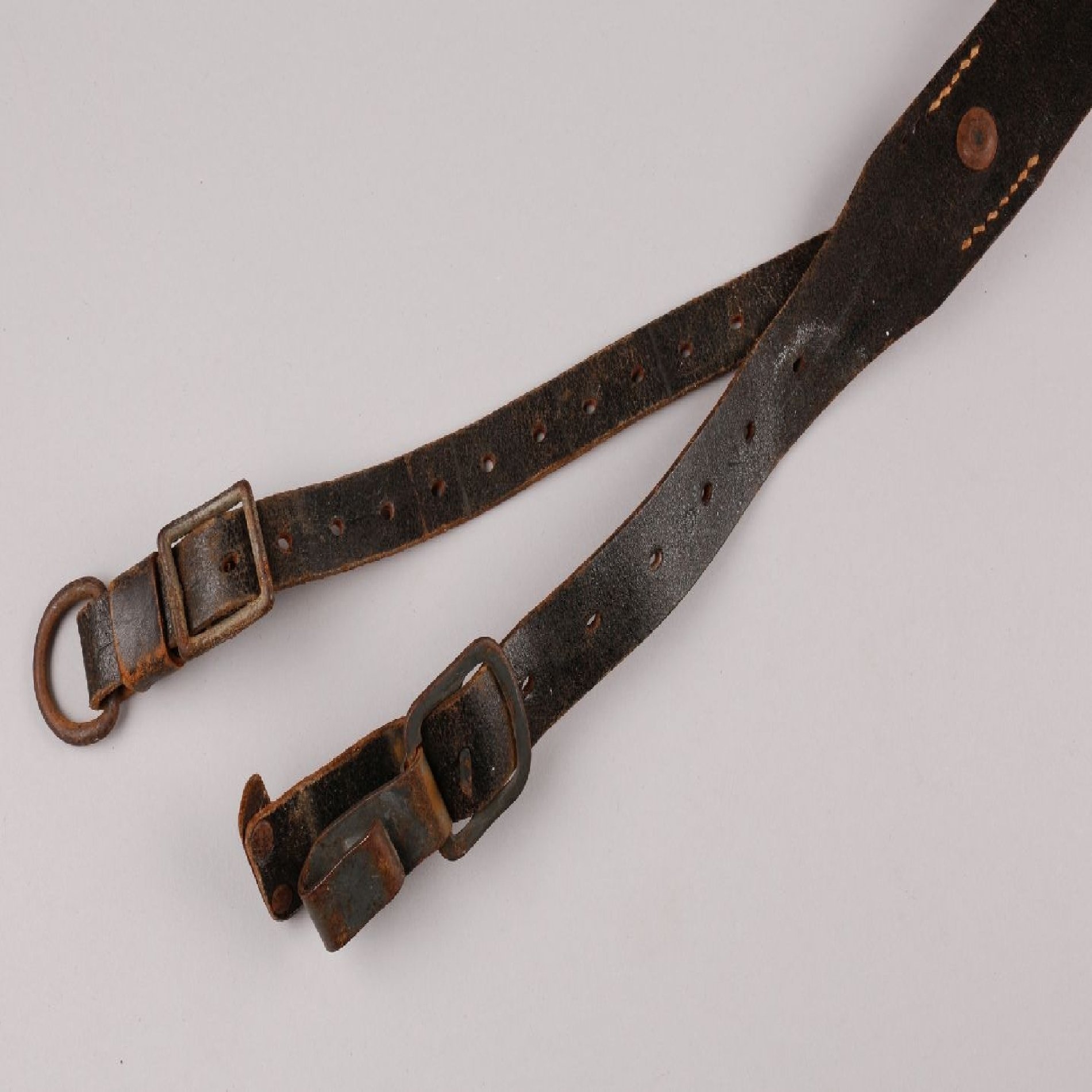 Wehrmacht Y-Riemen Hersteller 'BH' — image 4