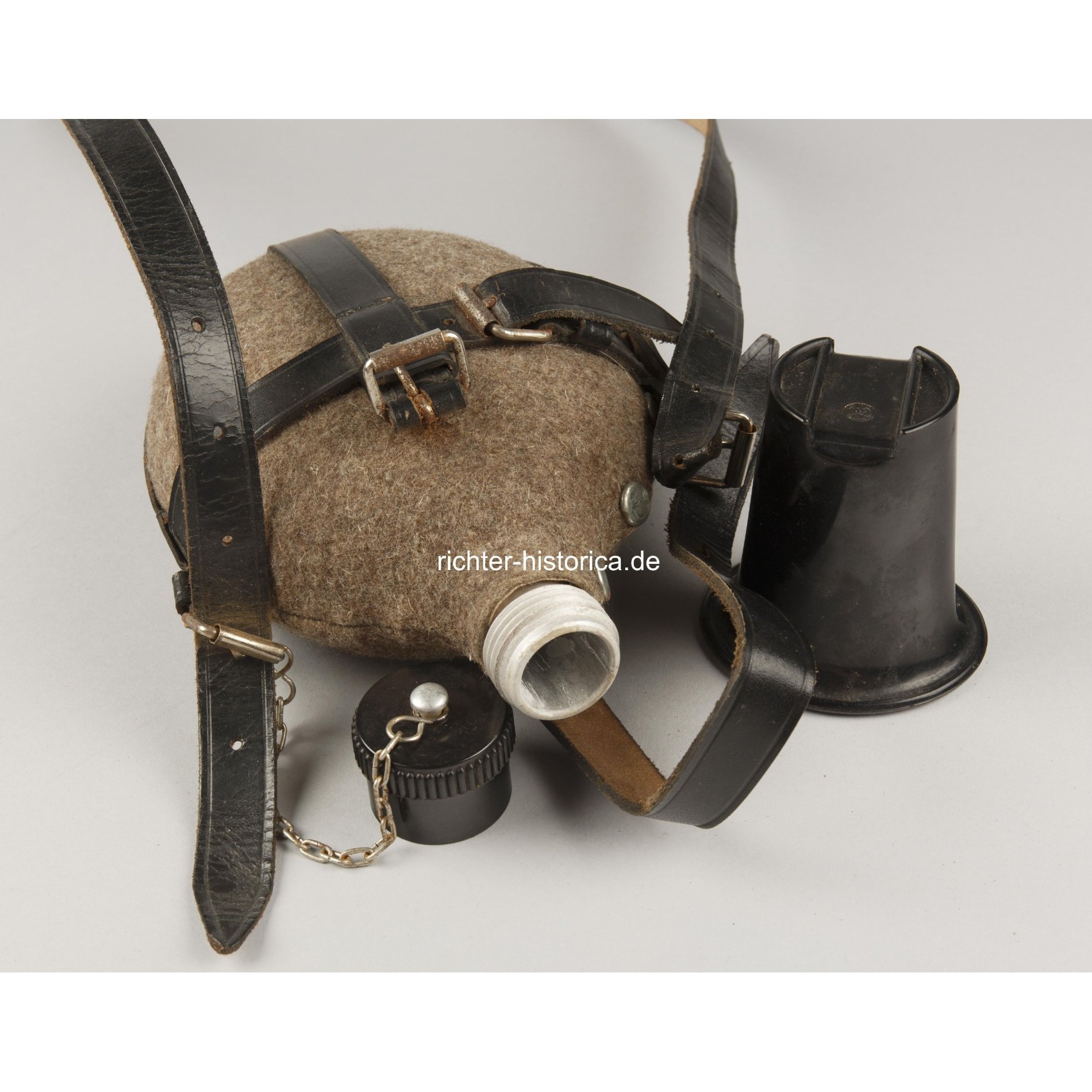 Wehrmacht Heer Labeflasche — image 3