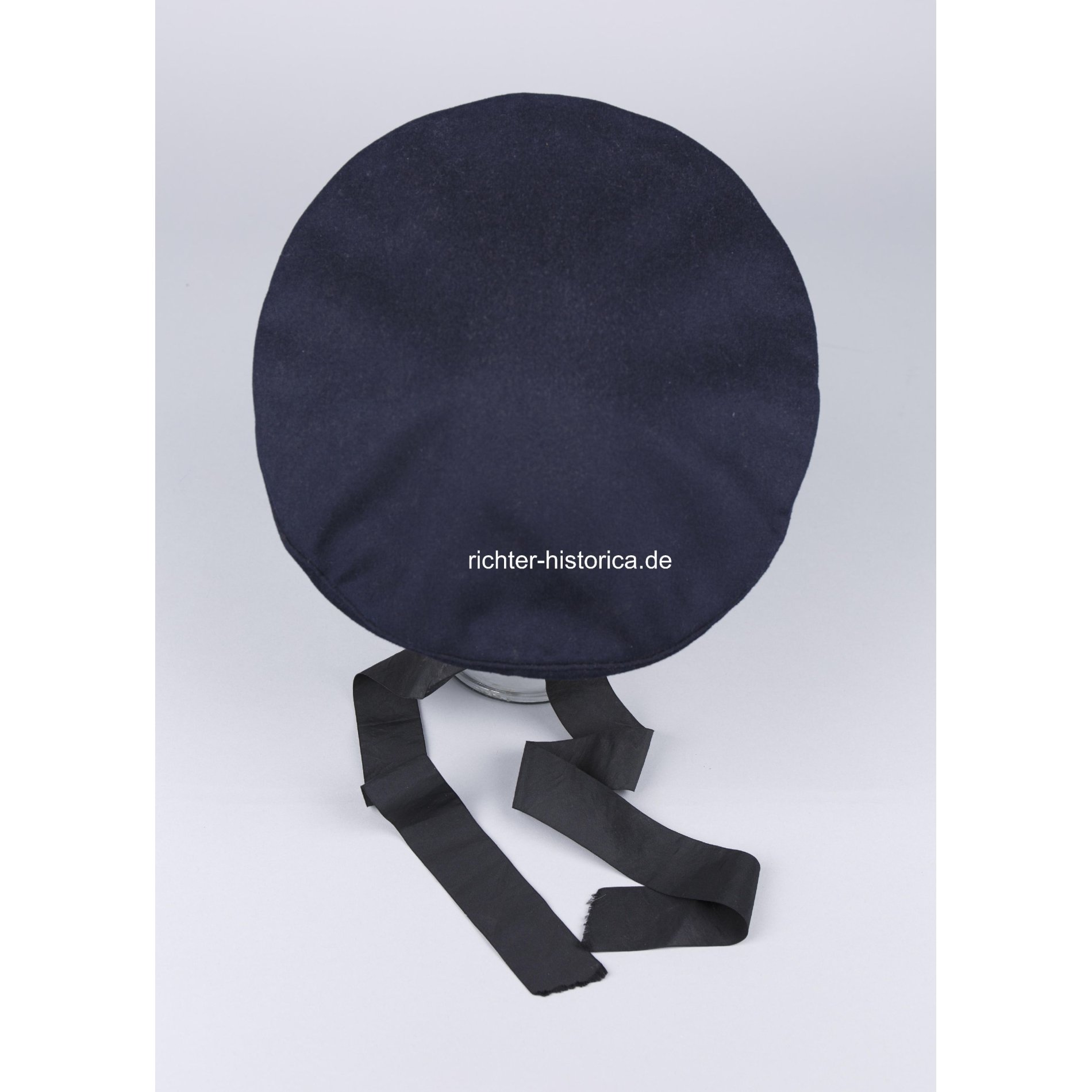 Kriegsmarine Nachlass 'Kreuzer Königsberg' Jacke mit Tellermütze — image 14