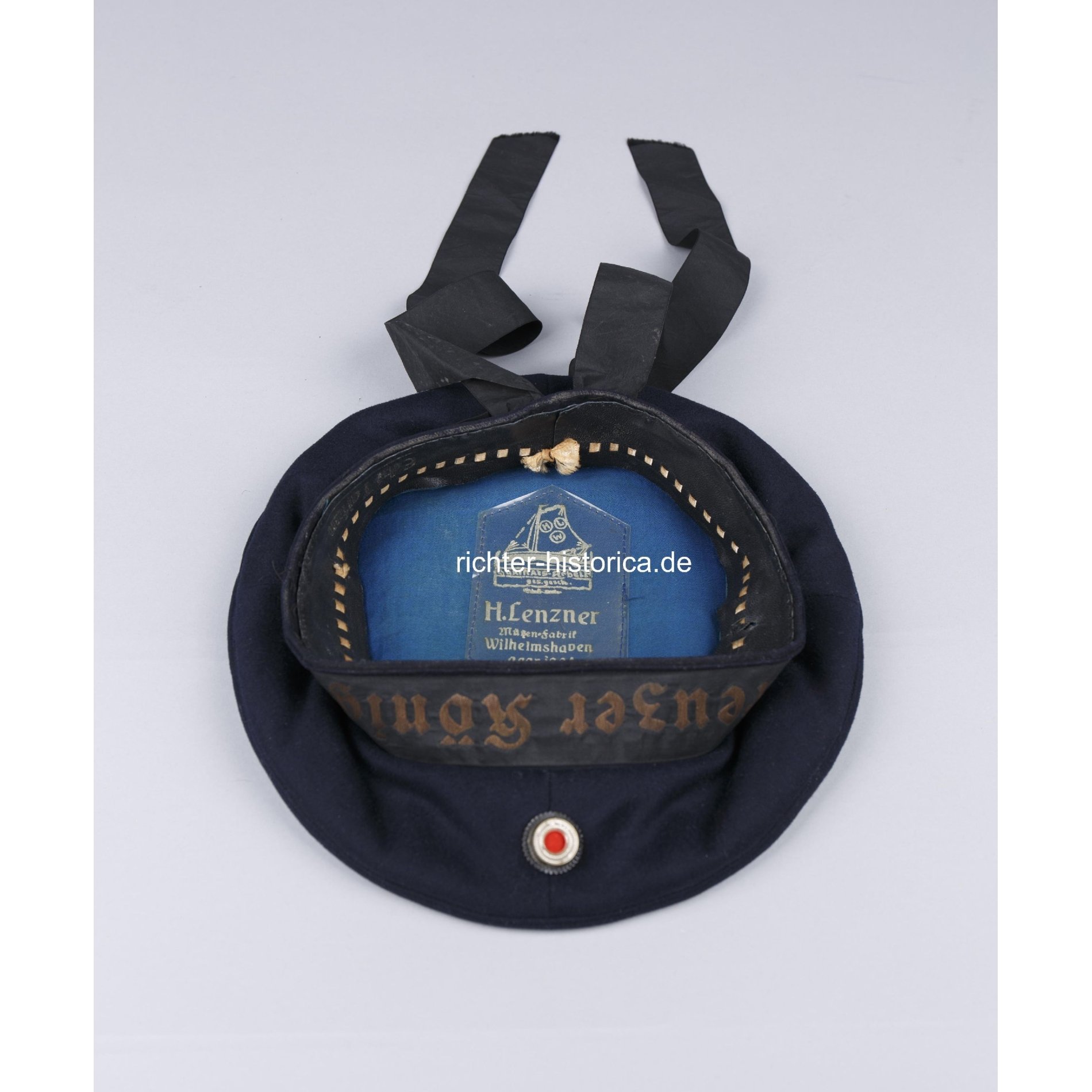 Kriegsmarine Nachlass 'Kreuzer Königsberg' Jacke mit Tellermütze — image 15