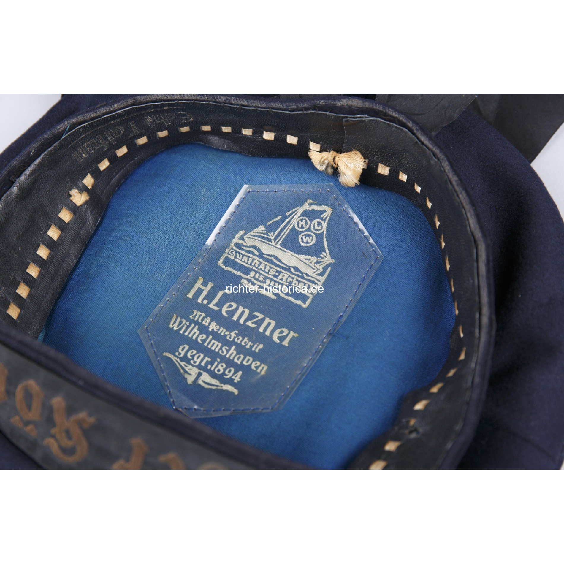 Kriegsmarine Nachlass 'Kreuzer Königsberg' Jacke mit Tellermütze — image 16