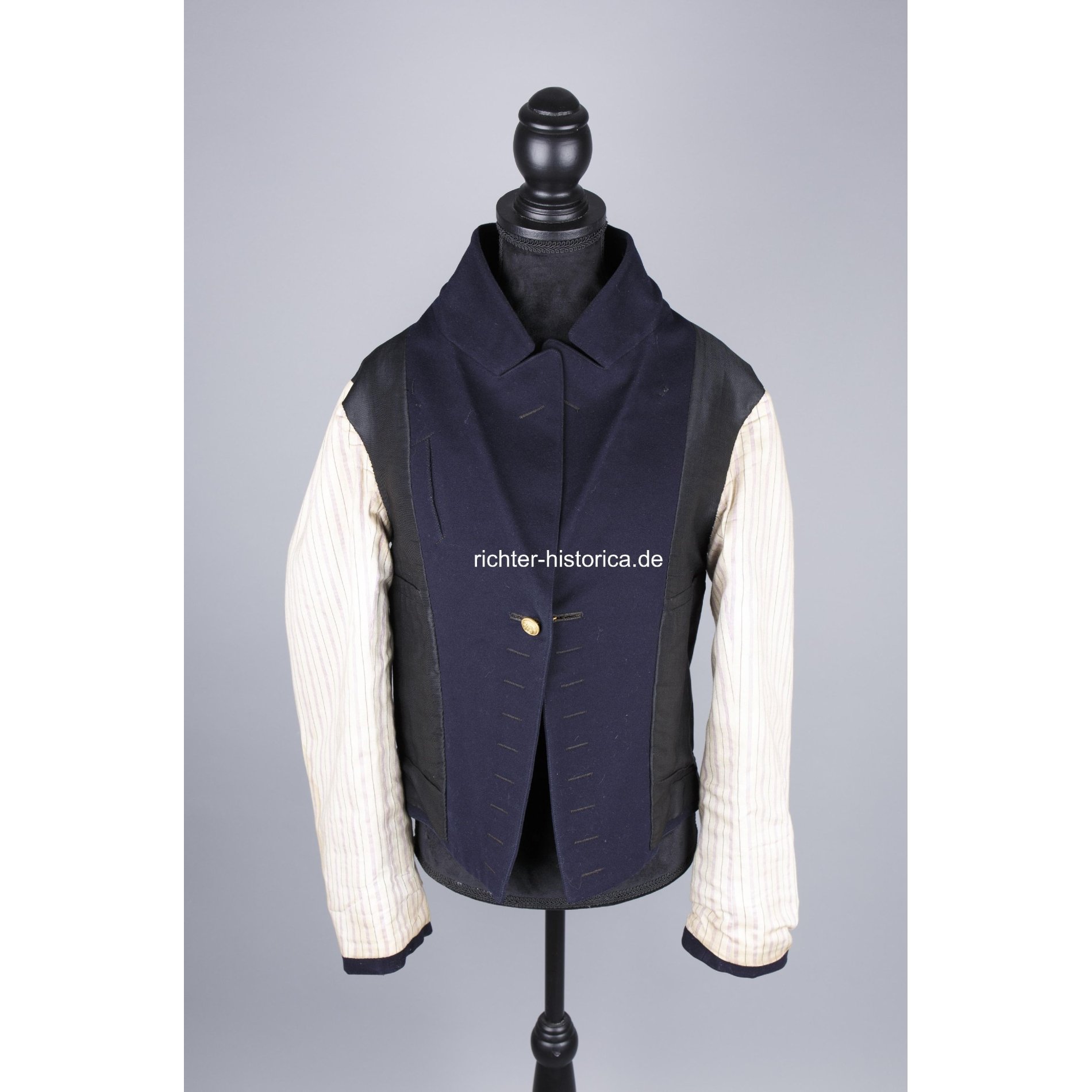 Kriegsmarine Nachlass 'Kreuzer Königsberg' Jacke mit Tellermütze — image 6