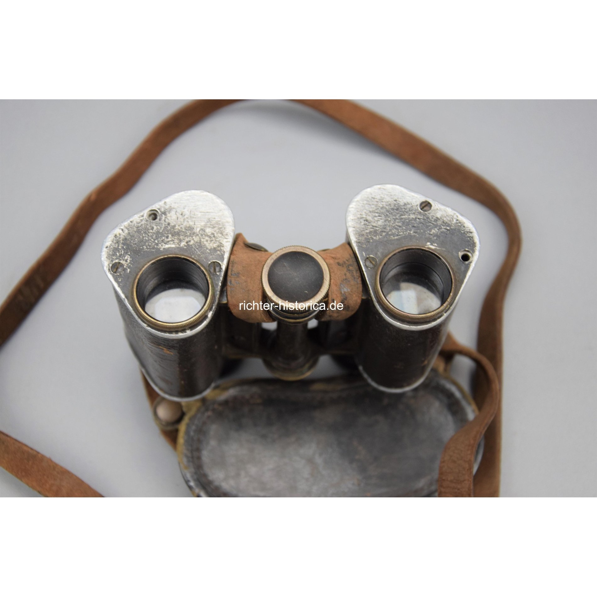 Dienstglas C.P. Goerz Berlin D.F. 99 im Köcher — image 5