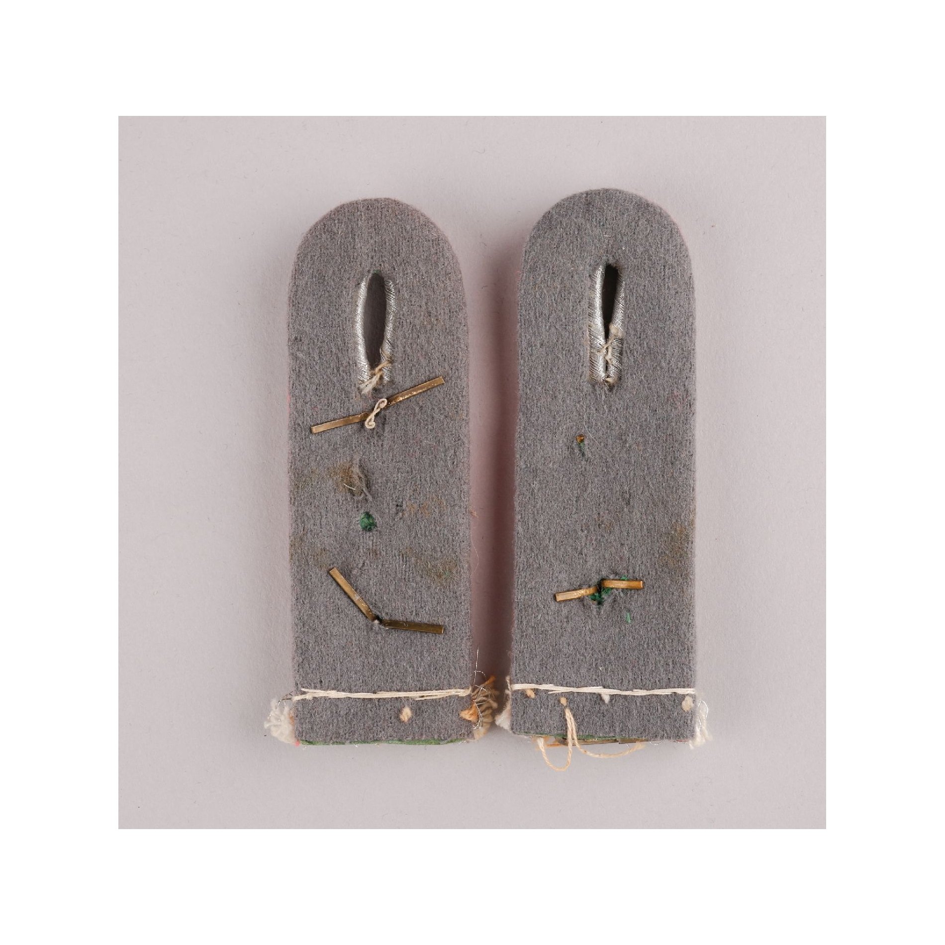 Paar Schulterstücke Panzer Reserve Hauptmann — image 2