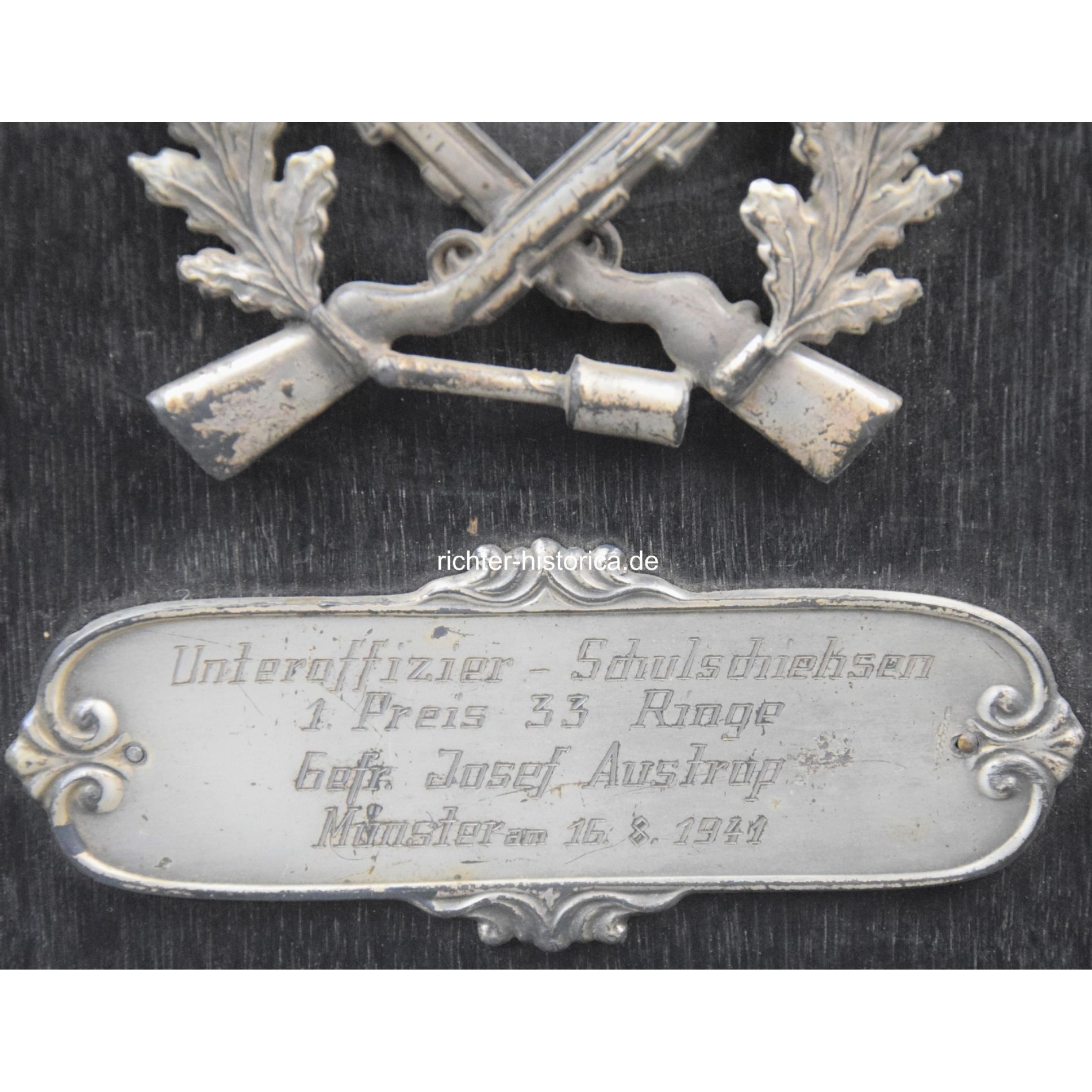 Ehrentafel 'Unteroffizier 1.Preis im Schulschiehsen ' 1941 — image 2