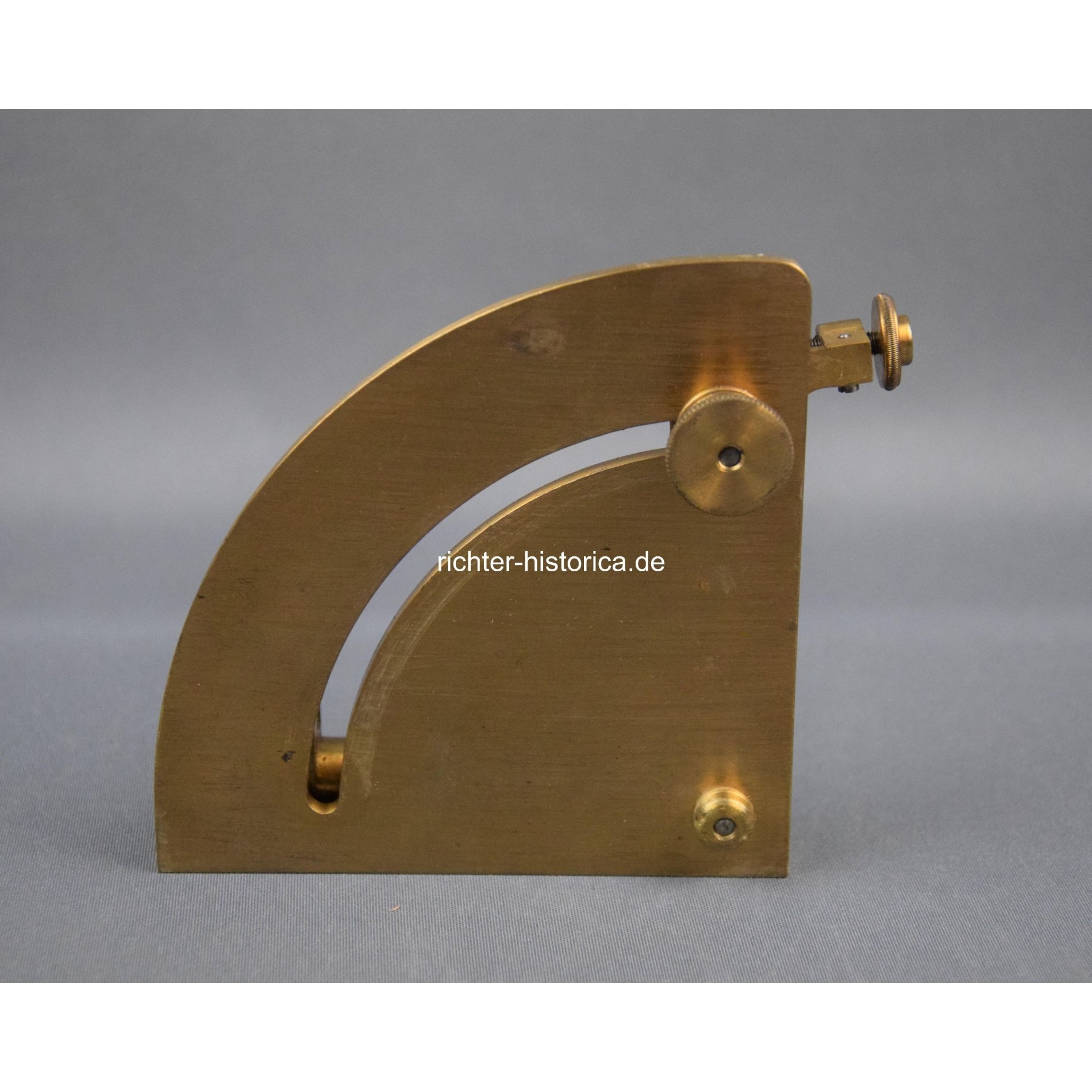 Winkelmesser der Artillerie L.30 1918 — image 4