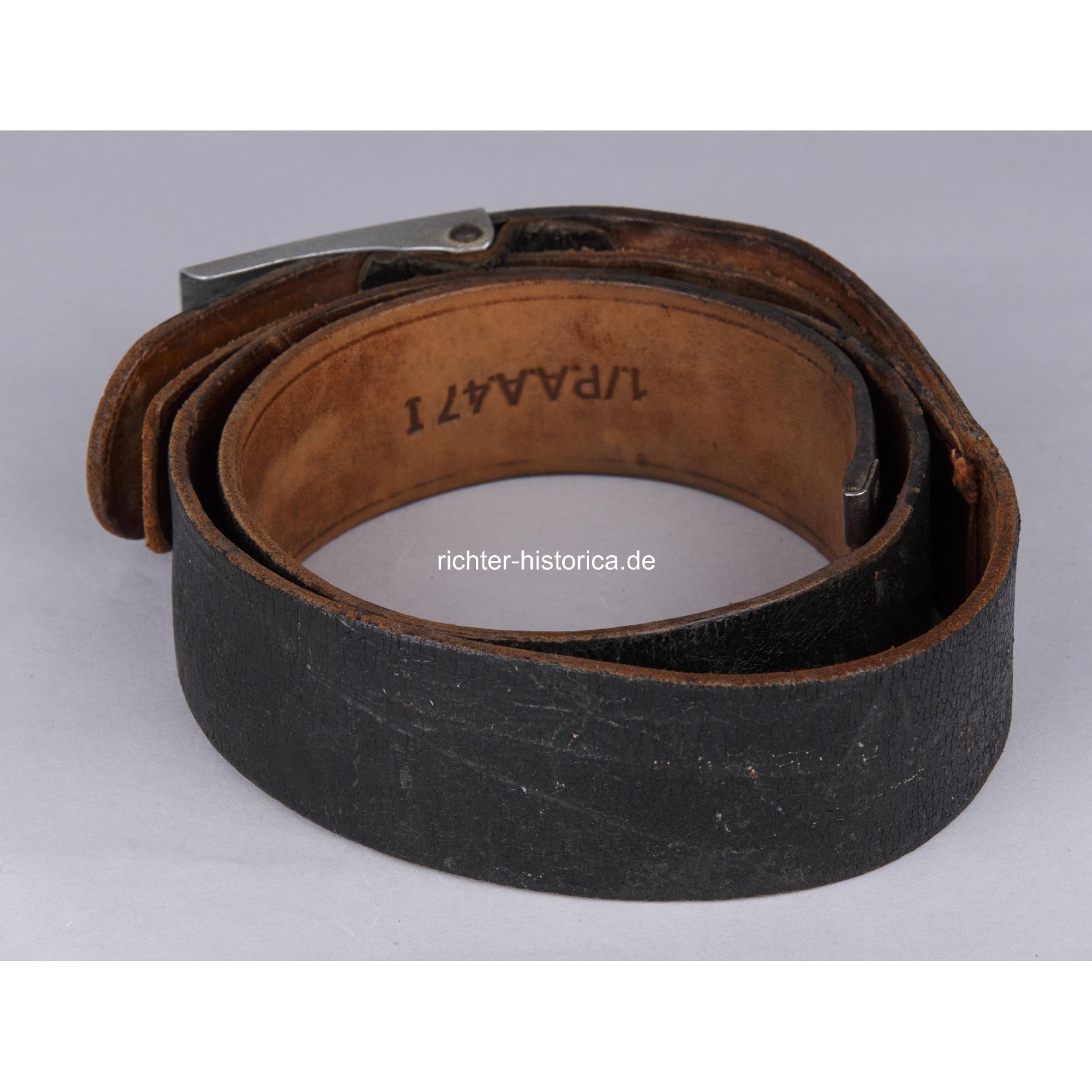 Wehrmacht Heer Koppelschloss mit Koppelriemen '1.Modell - Adlerkopf schaut links' — image 3