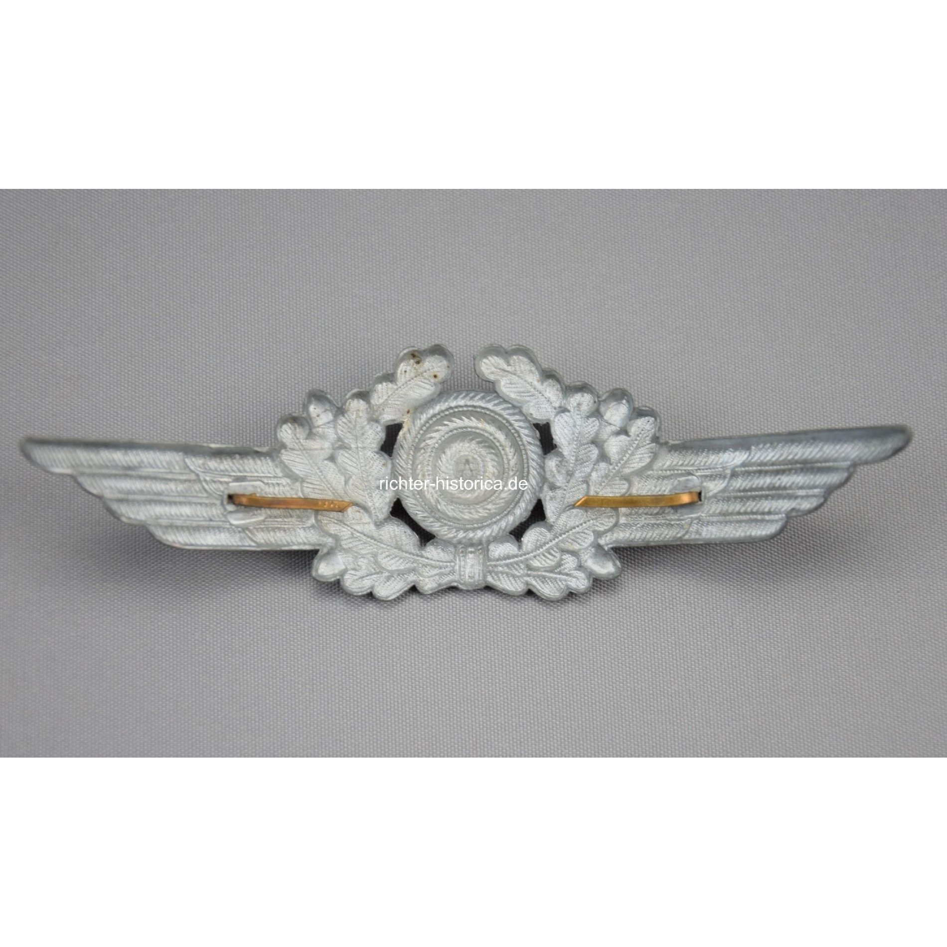 Luftwaffe Schwinge mit Kokarde Zink — image 2