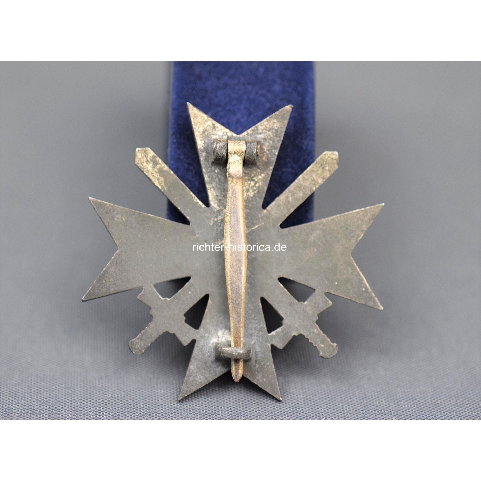Kriegsverdienstkreuz 1.Klasse mit Schwertern — image 2