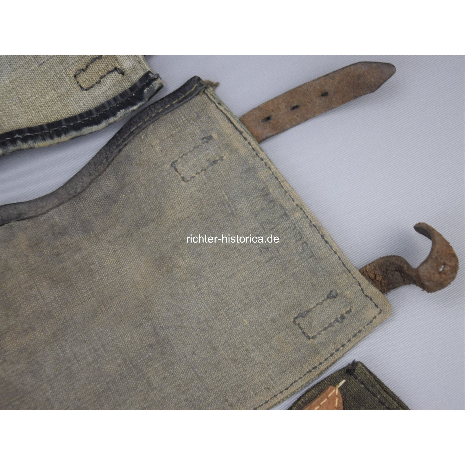 Konvolut 3 Gamaschen der Wehrmacht — image 3