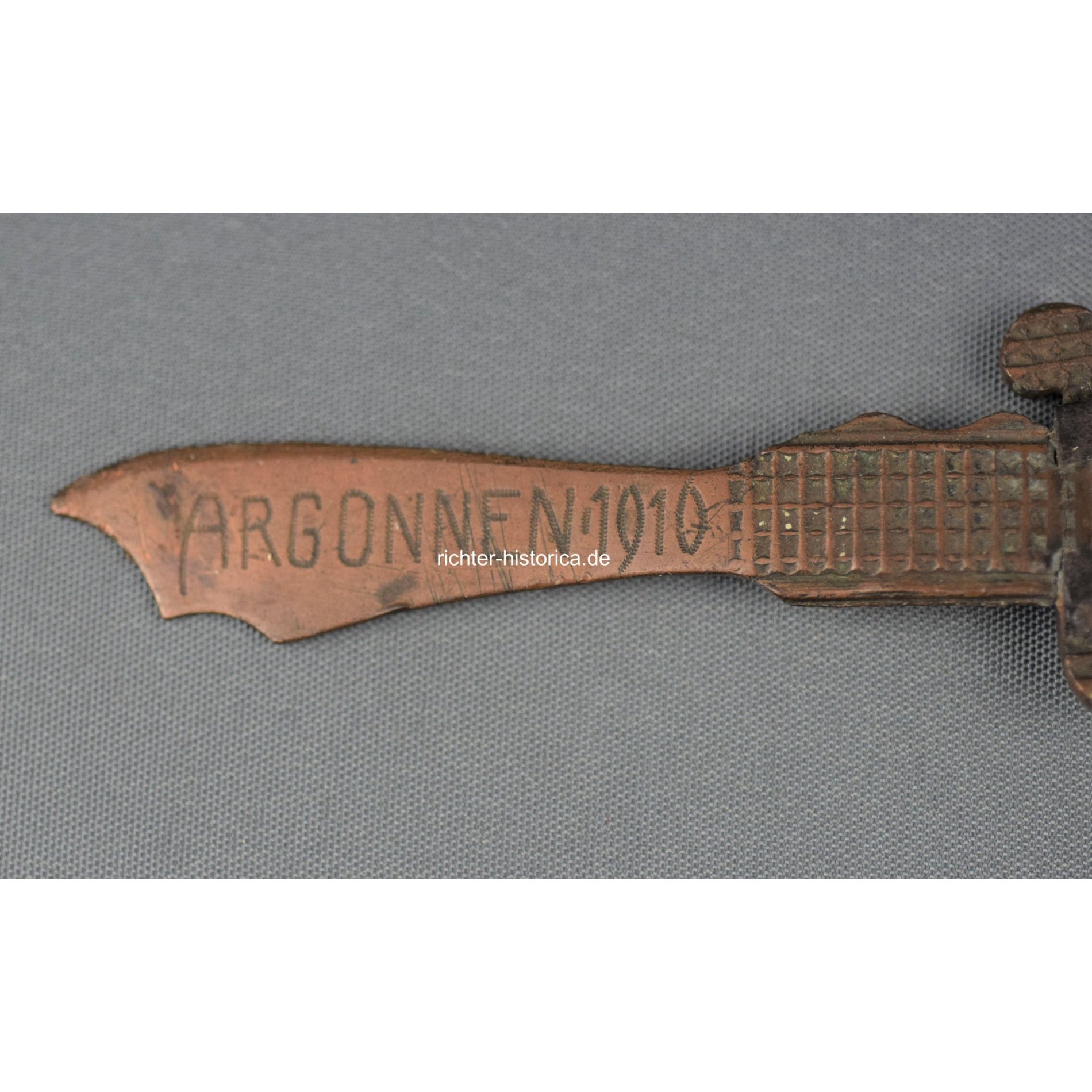 Grabenkunst Brieföffner aus Granatsplittern 'Argonnen 1916' — image 3