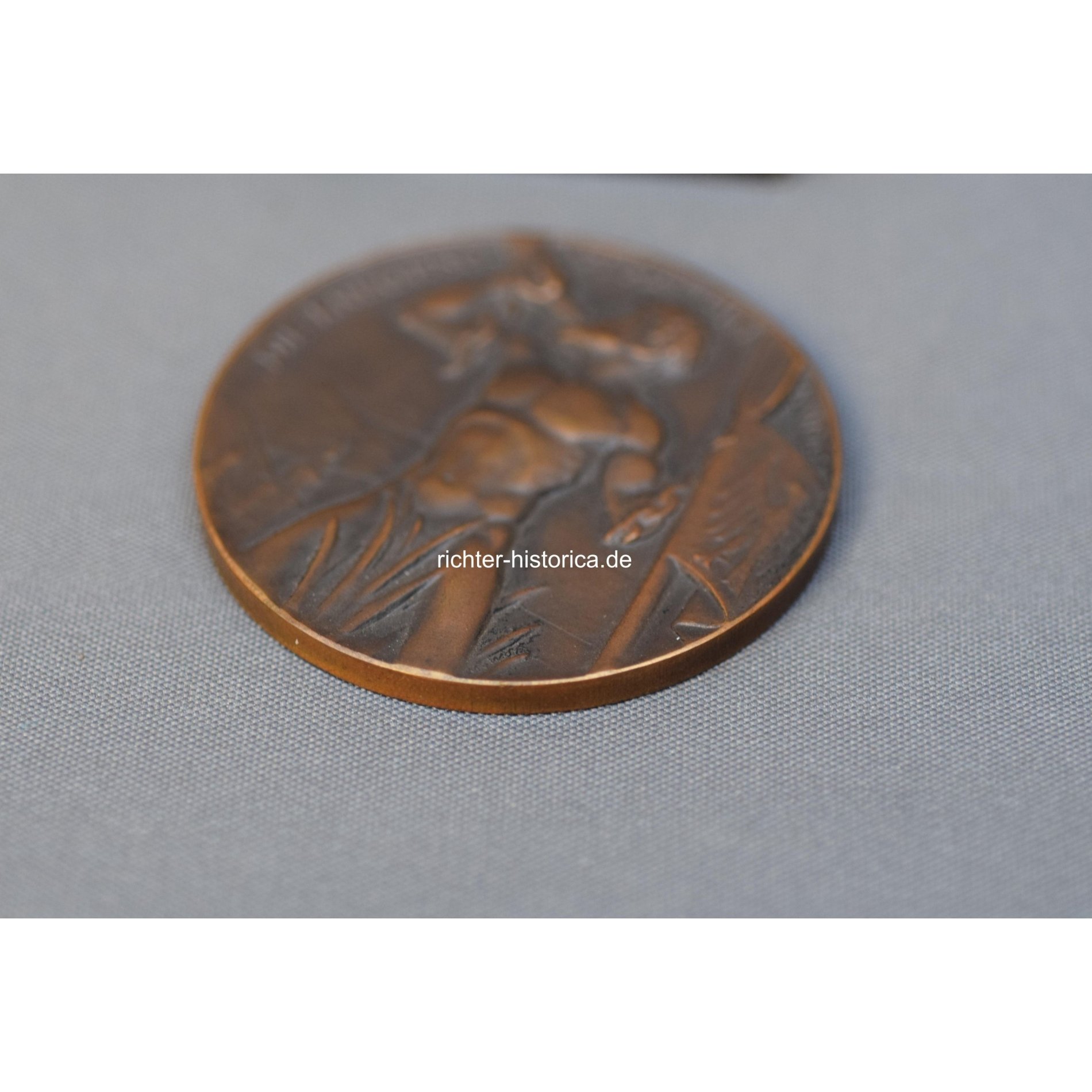 Erinnerungsmedaille im Etui 'Die Knechtschaft hat ein Ende - Rheinland Räumung 1930' — image 3