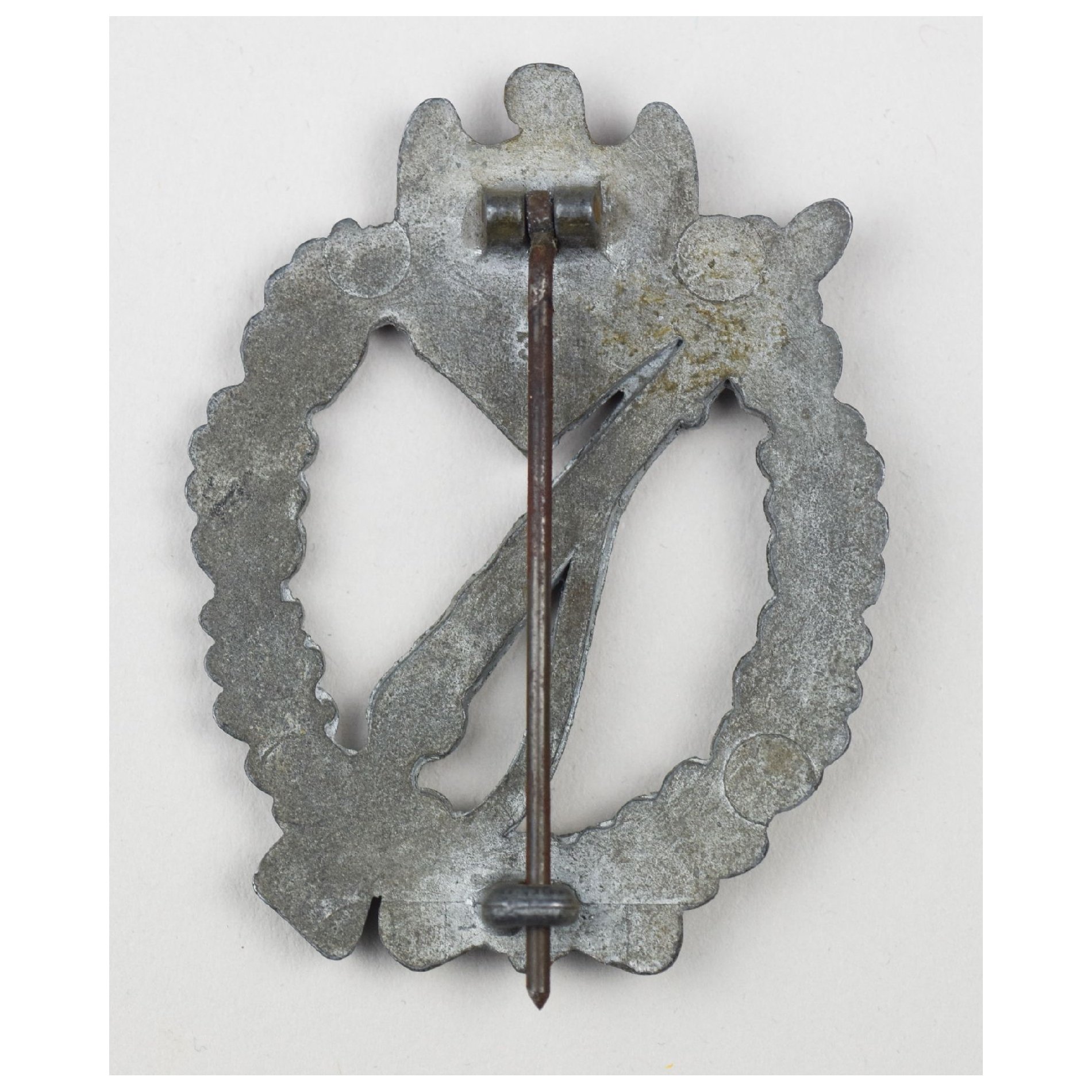 Infanterie Sturmabzeichen in Silber Hersteller Assmann mit Kokille '3' — image 4