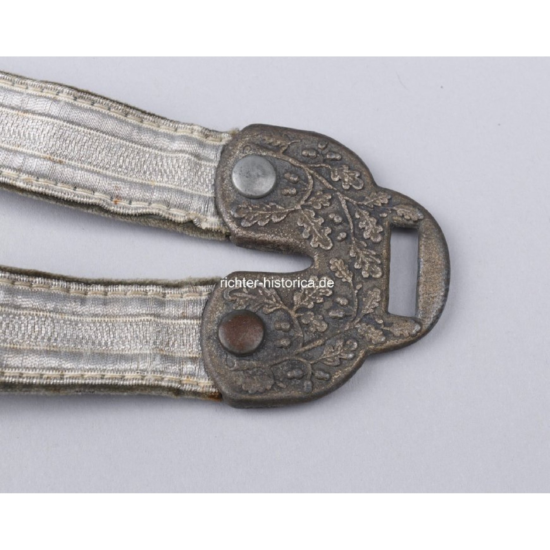 Heeres Offiziersdolch mit Herst. 'P.D Lüneschloss, Lüdenscheid' und Gehänge — image 15