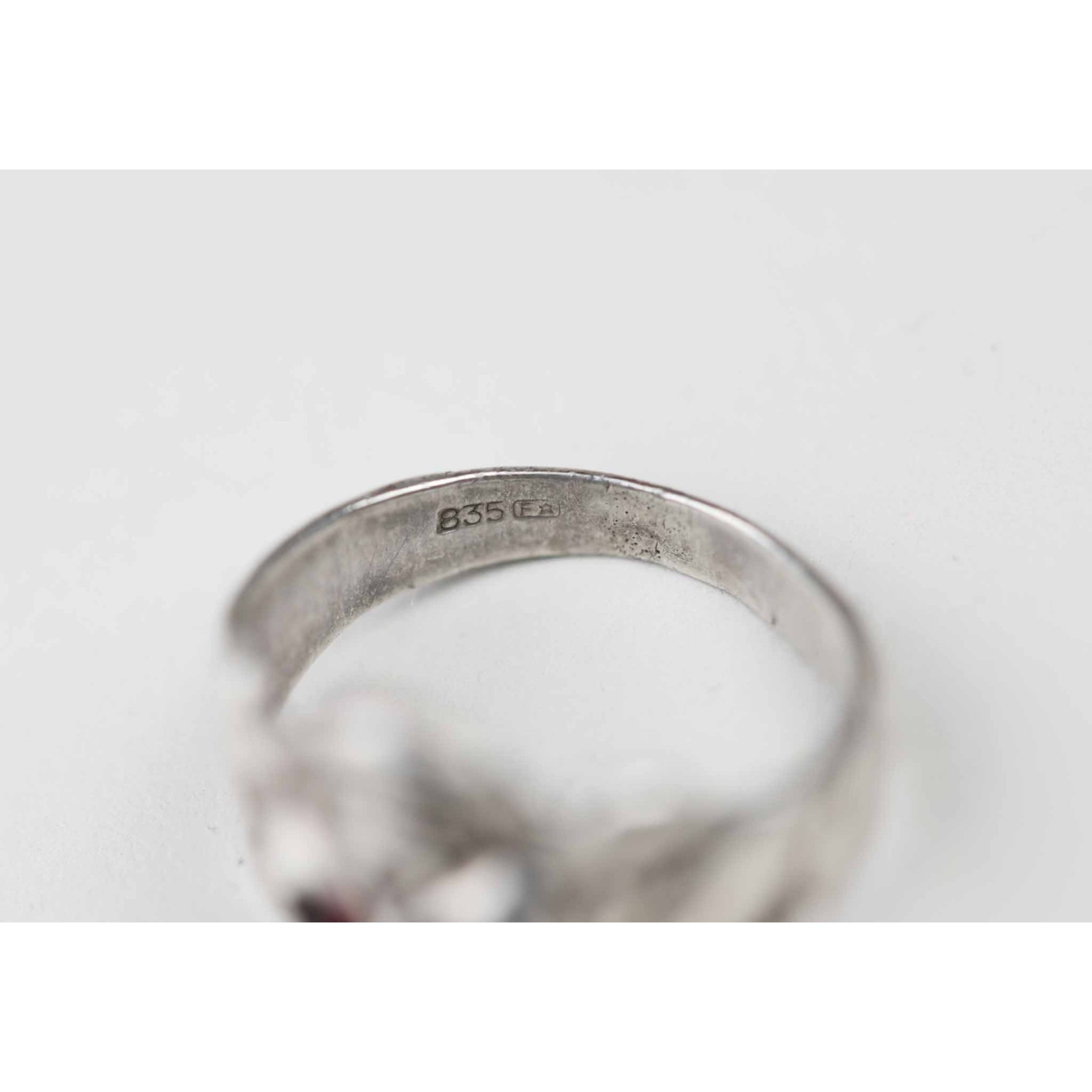 3.Reich Kantinenring mit roten Glasaugen 835er Silber, selten! — image 6