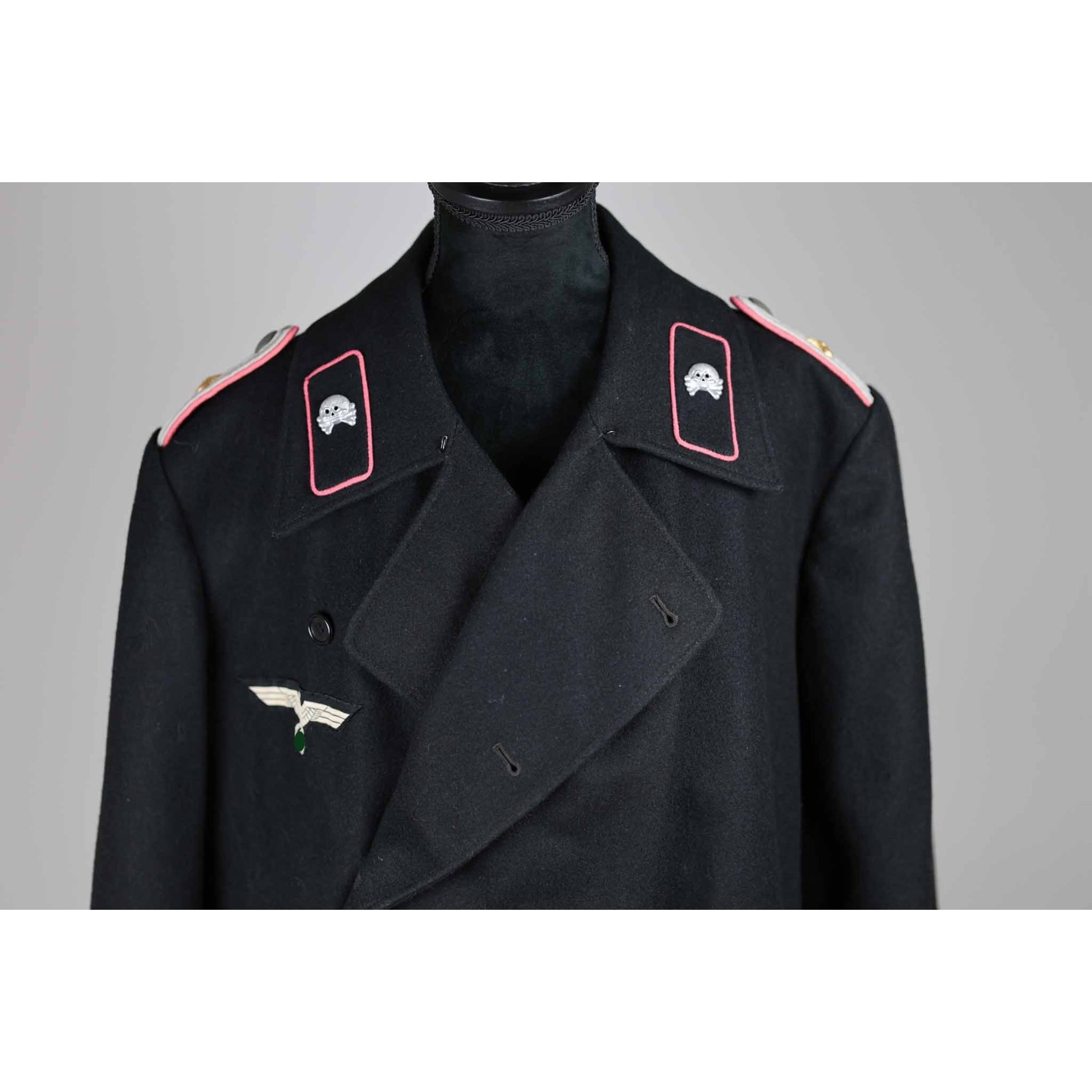Wehrmacht-Panzeroffizier Uniform von einem Oberleutnant — image 2