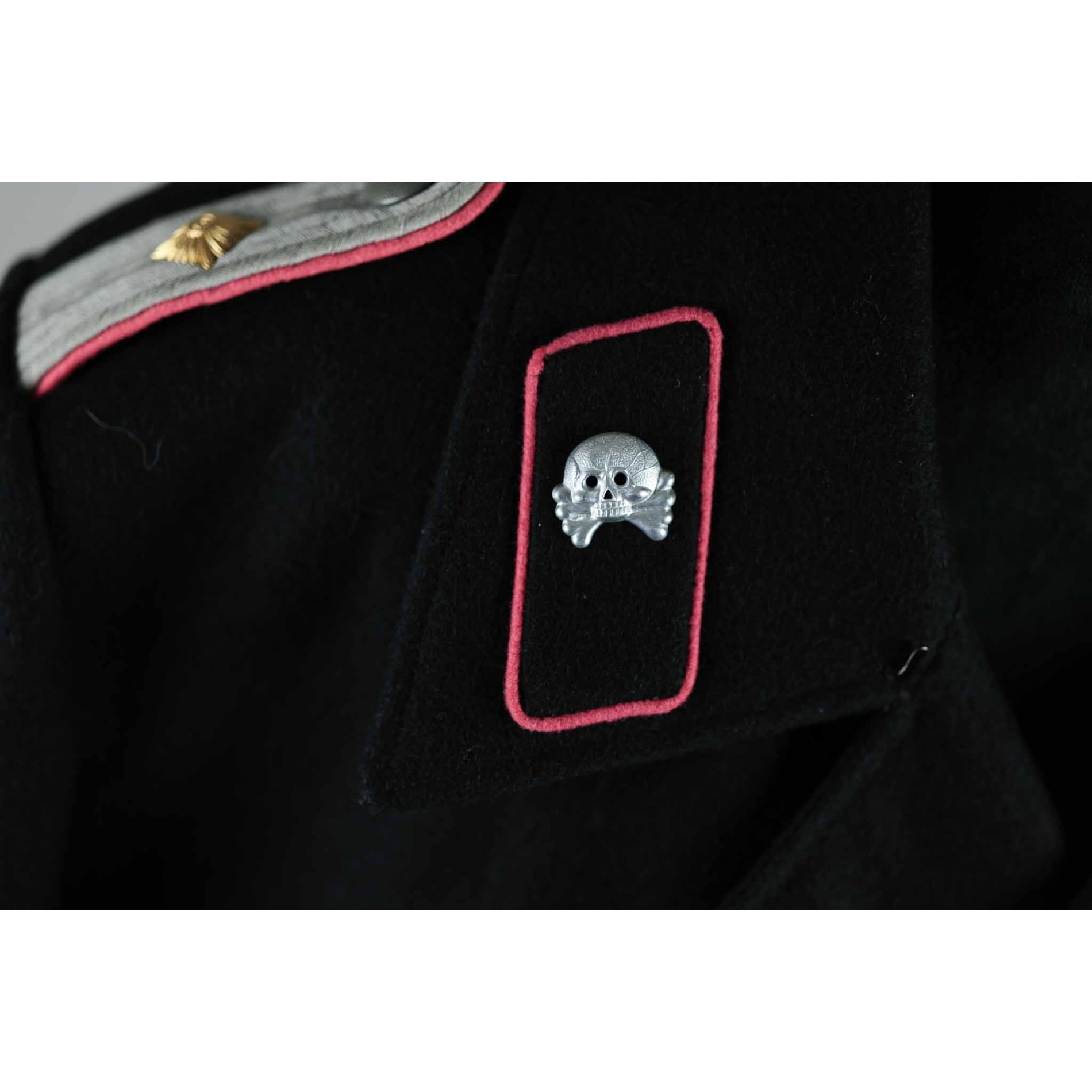 Wehrmacht-Panzeroffizier Uniform von einem Oberleutnant — image 4