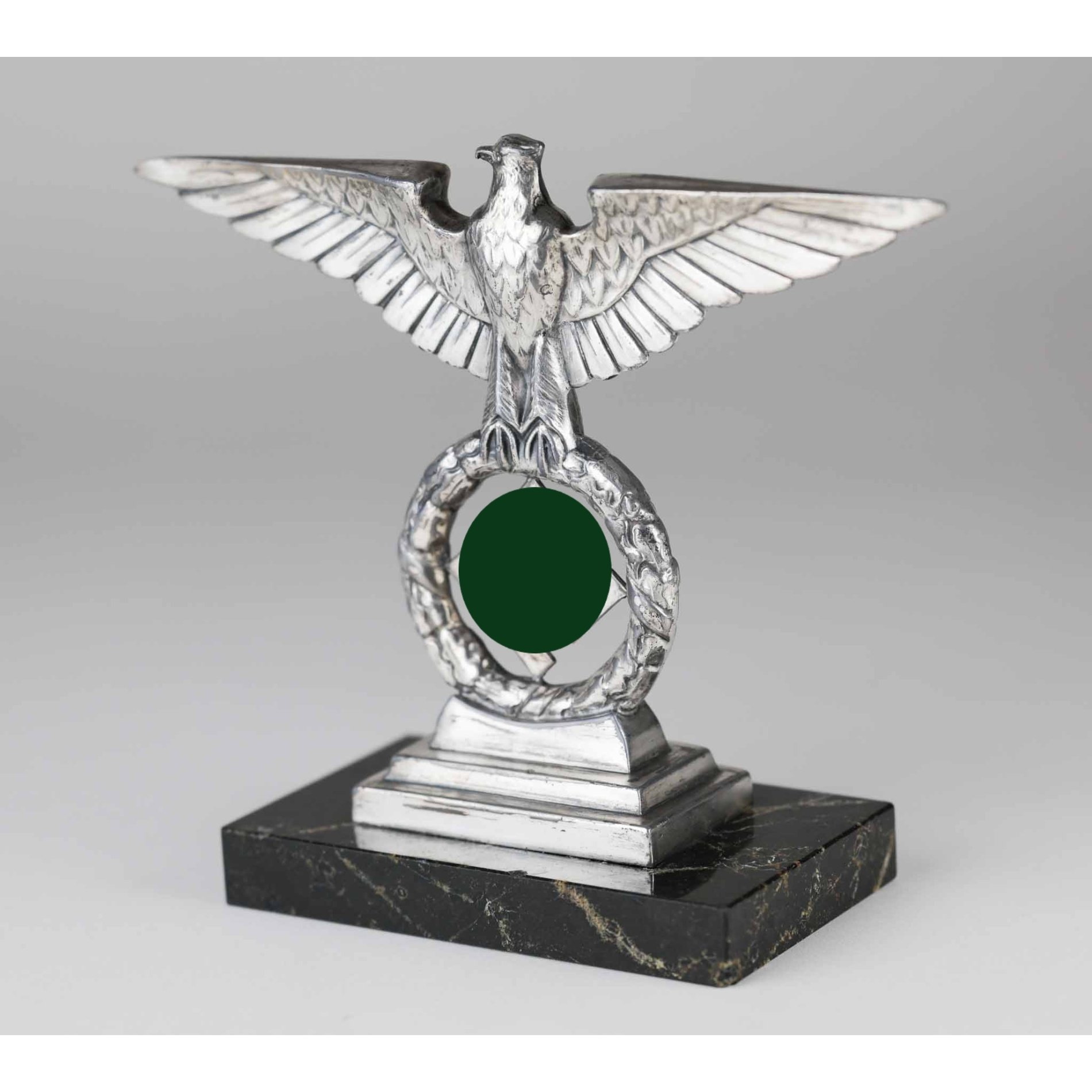 Großer NSDAP Tischadler auf Marmorsockel, selten! — image 3