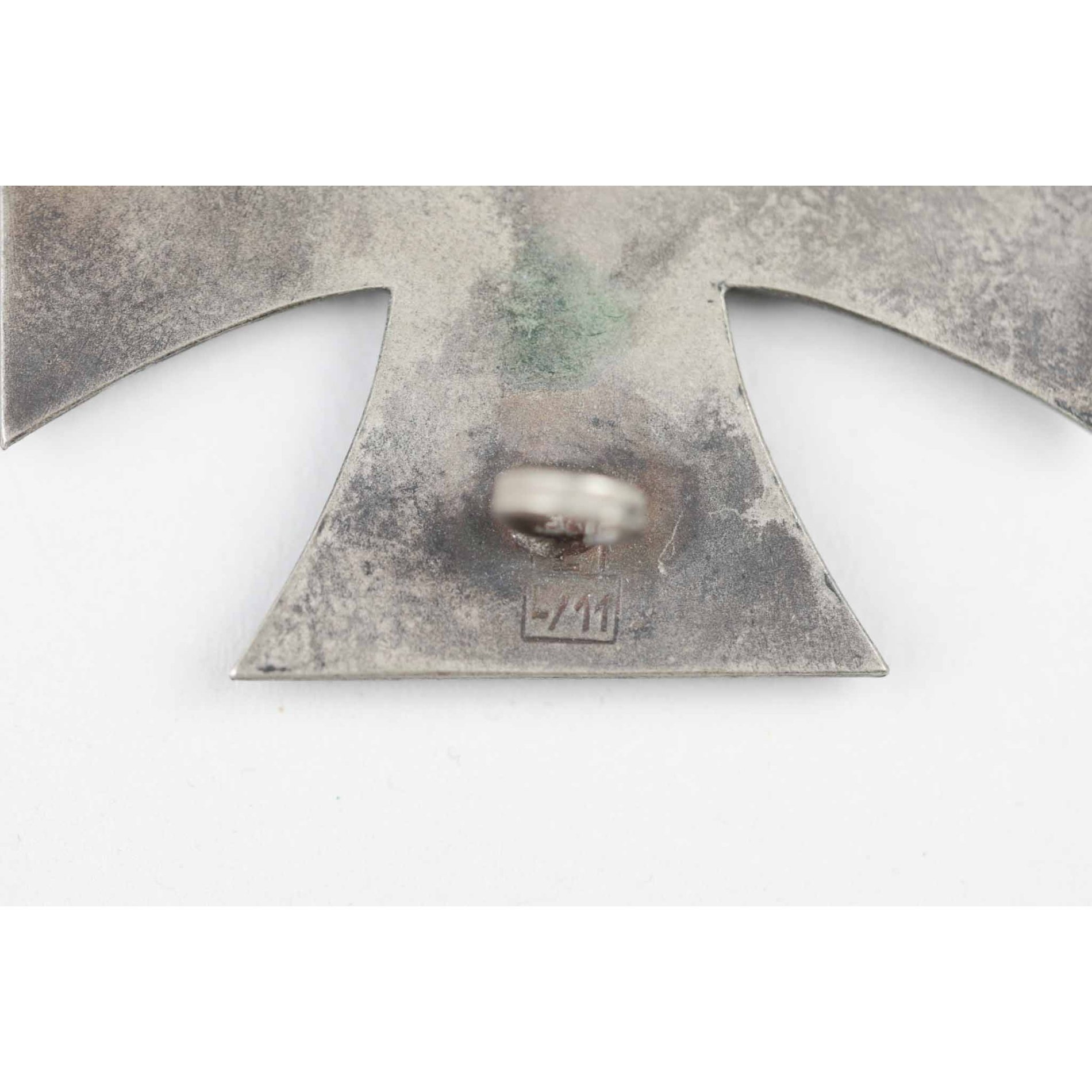 Eiserne Kreuz 1.Klasse 1939 mit Hersteller 'L/11' im Etui — image 7